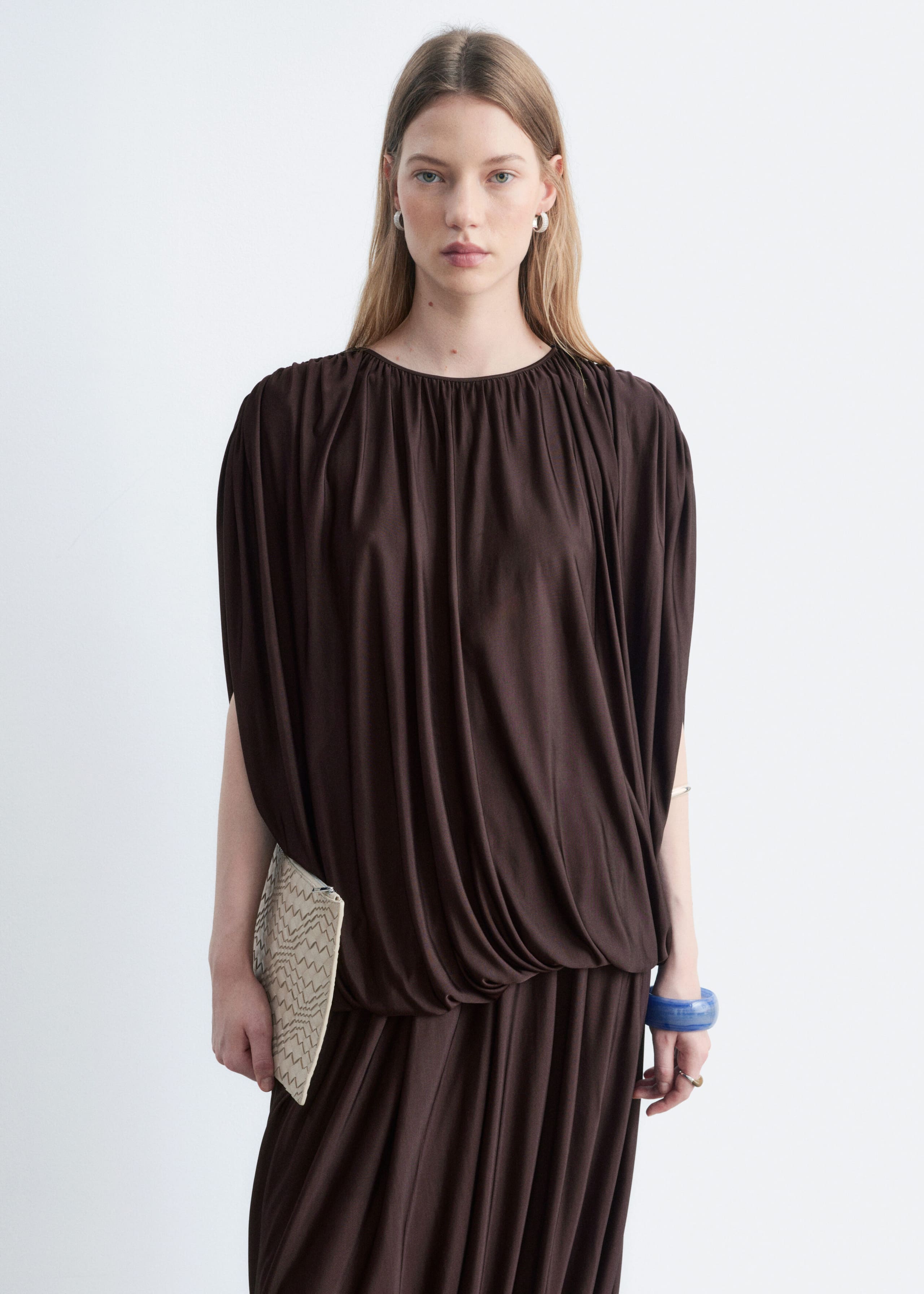 Jersey-Oberteil mit Drapierung - Hellbeige - Lookbook