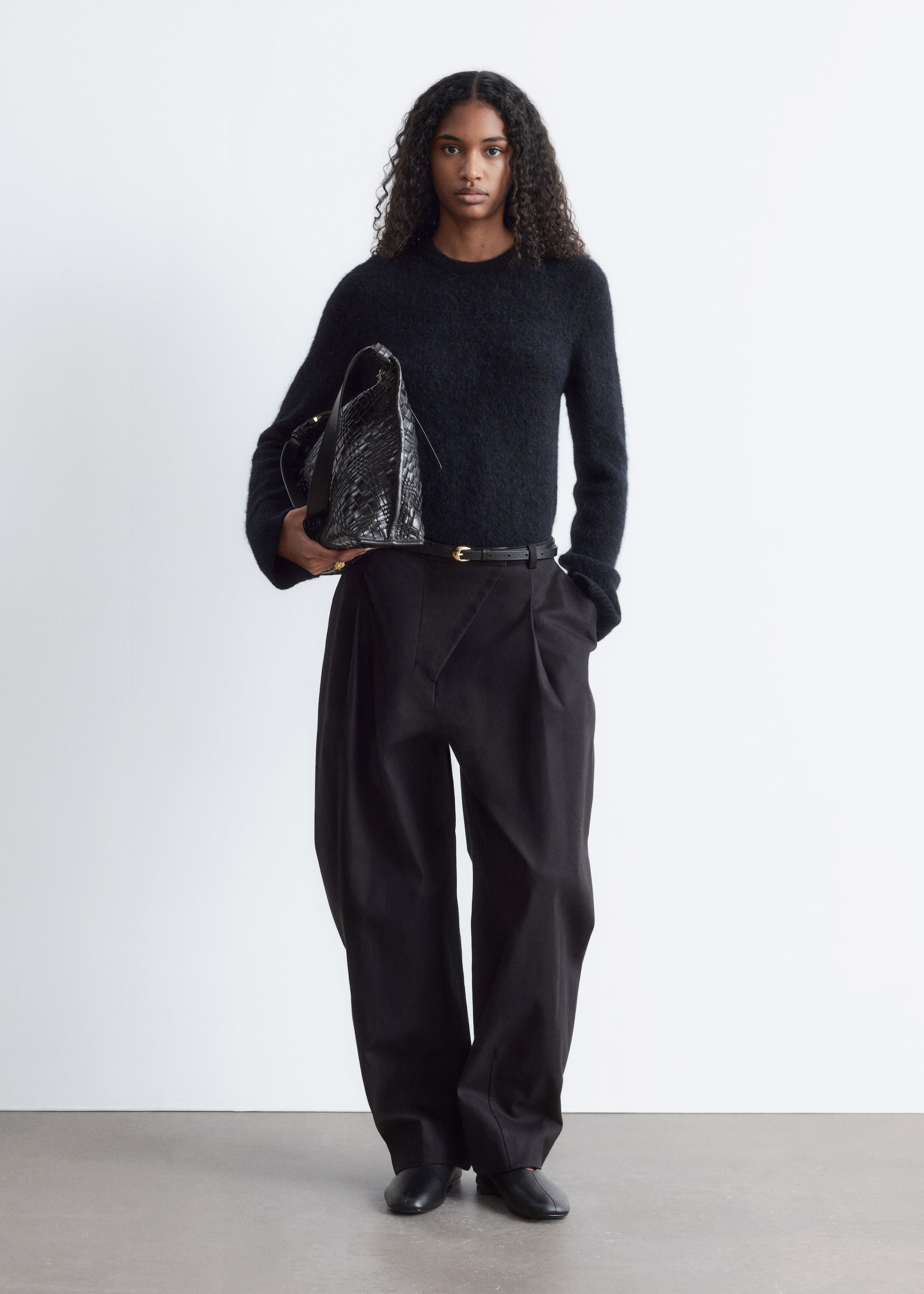 Nagyobb kép megtekintése: Karcsú fazonú kötött pulóver - Fekete - NŐI | H&M HU 1