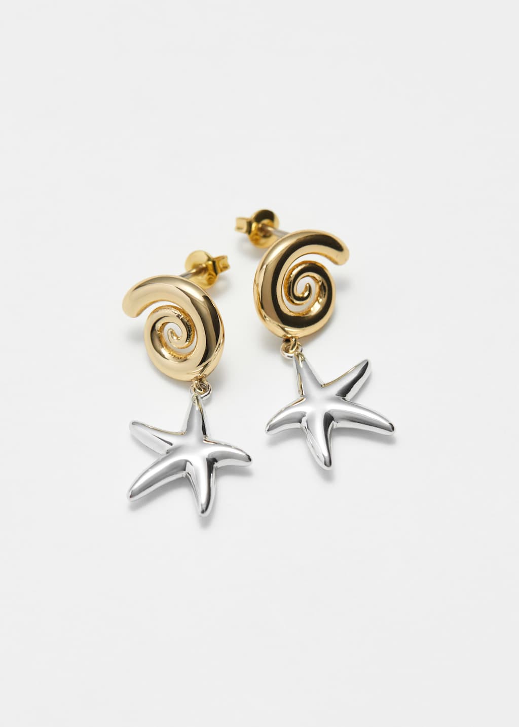 Image of Orecchini a spirale con ciondolo a stella