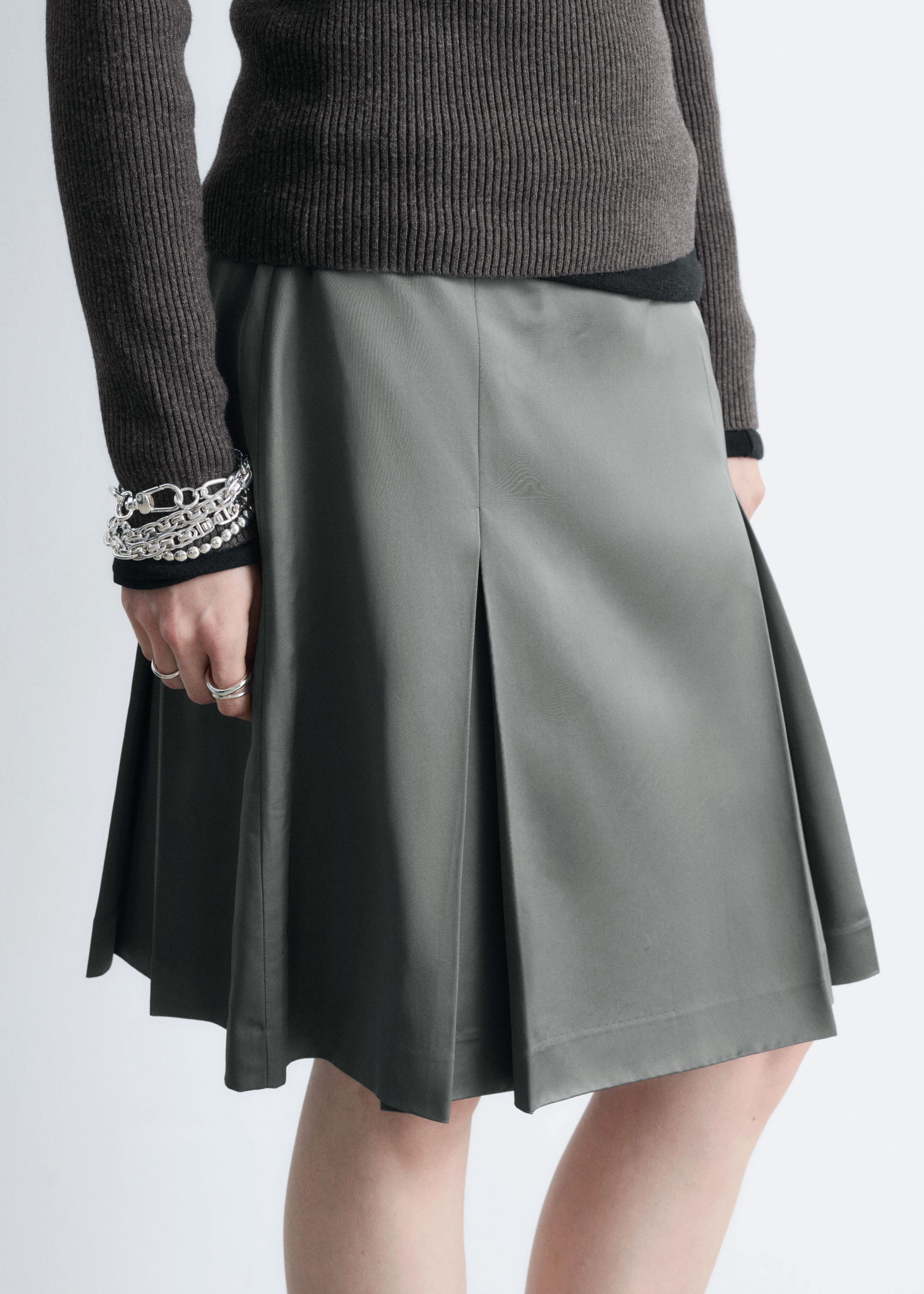 Image of Pleated Knee-Length Satin Skirt