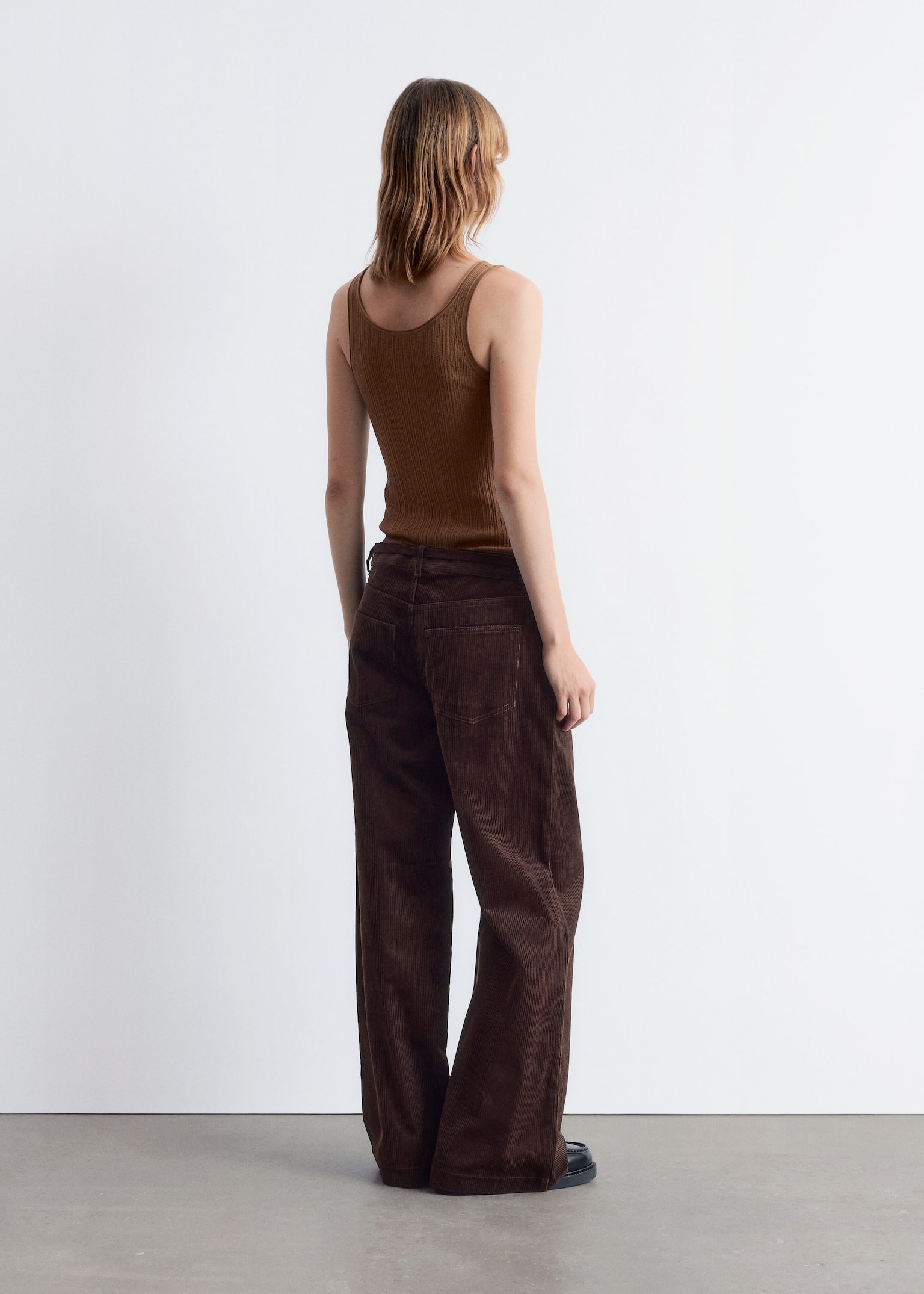 Pantalon large en velours côtelé - Marron foncé/Couleur crème/Brun moyen/Taupe/Rouge foncé - 5