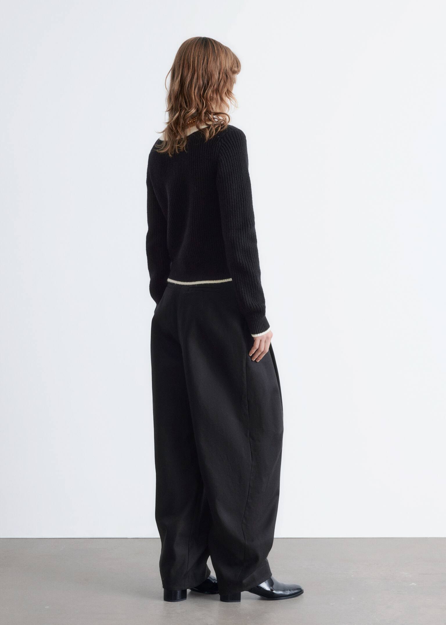 Cardigan med kontrastkanter og lynlås - Sort - 4