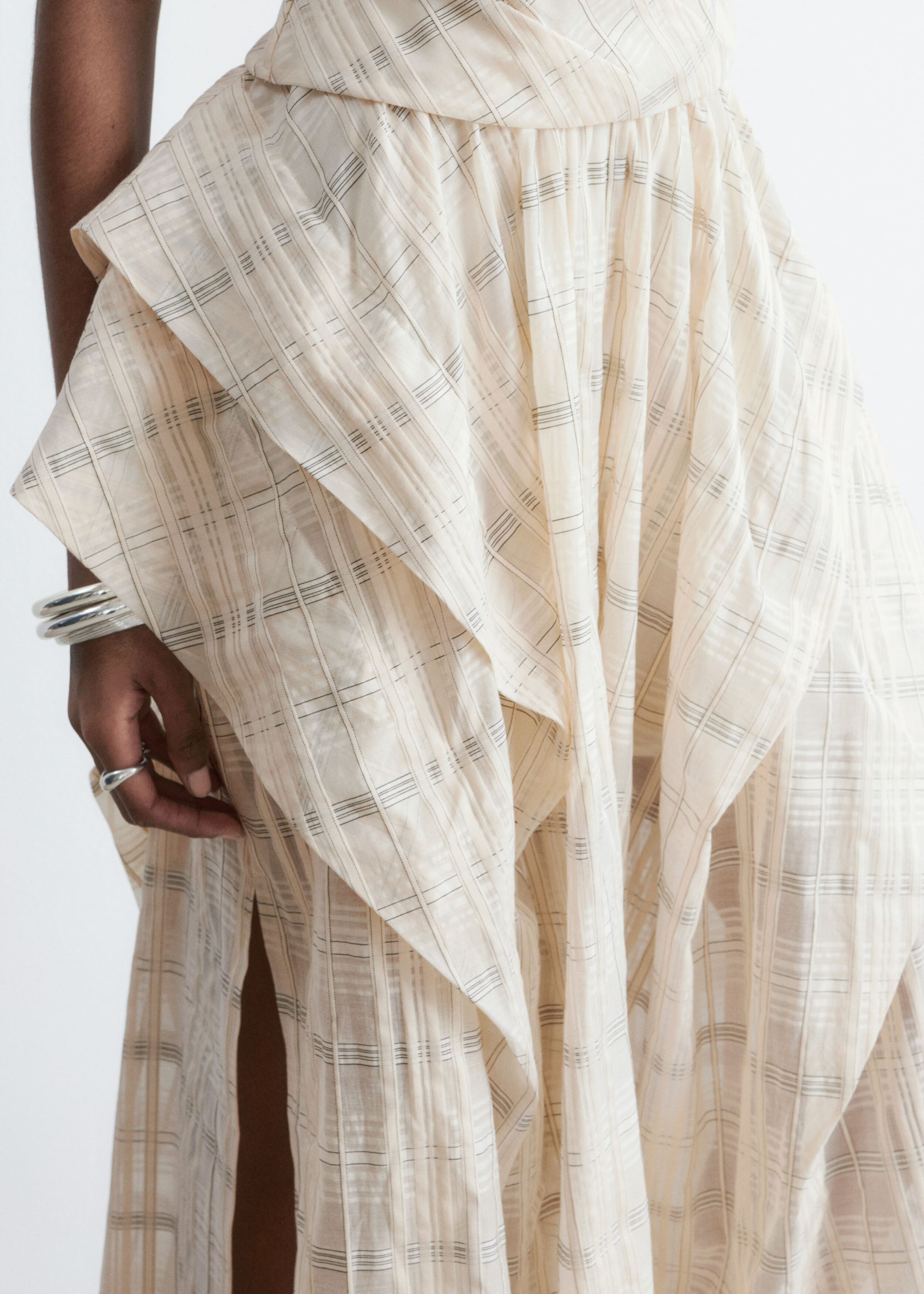 Image of Rynkad midikjol i bomull