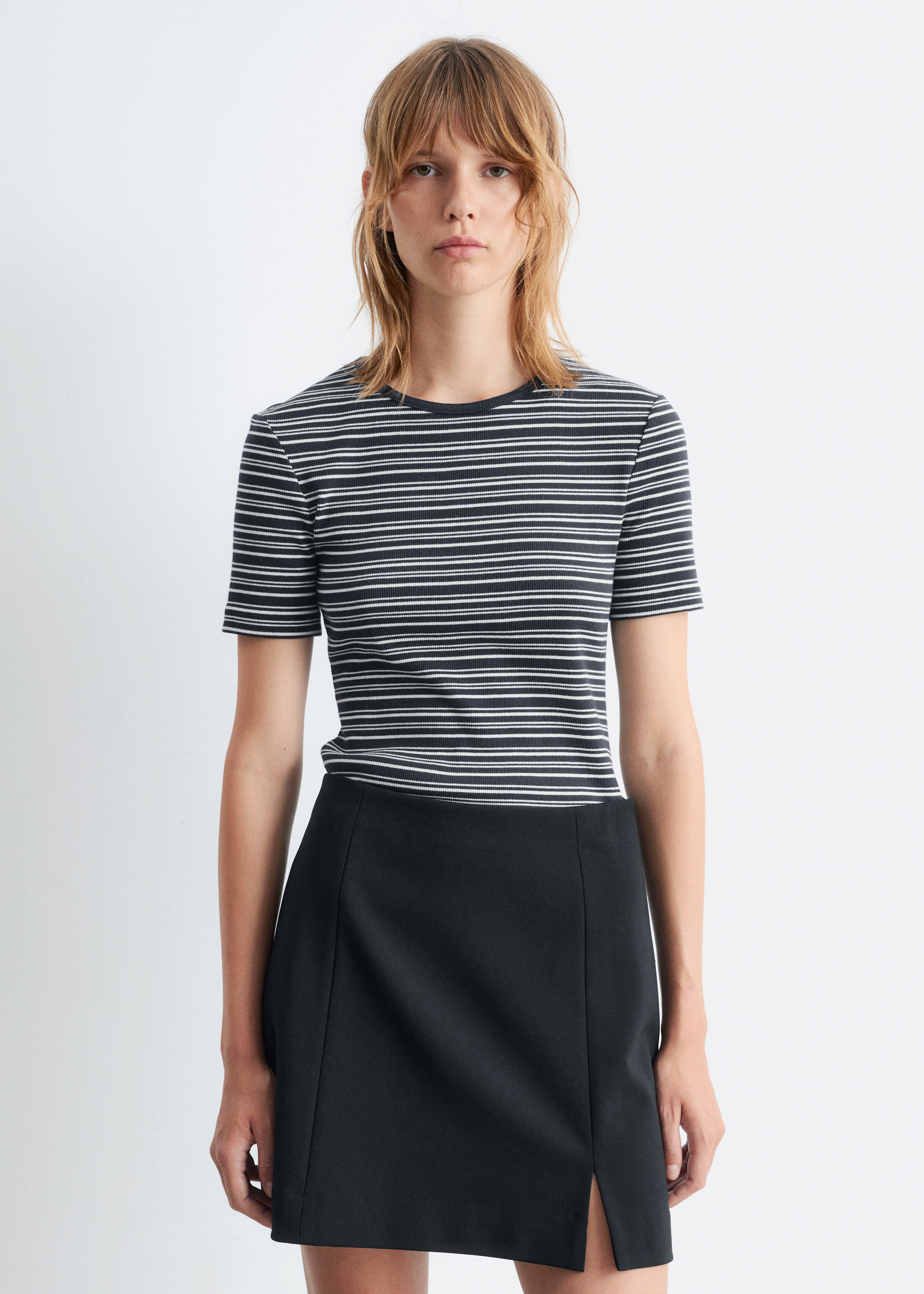 Spódnica mini z wysoką talią - Czarny/Ciemnoczerwony