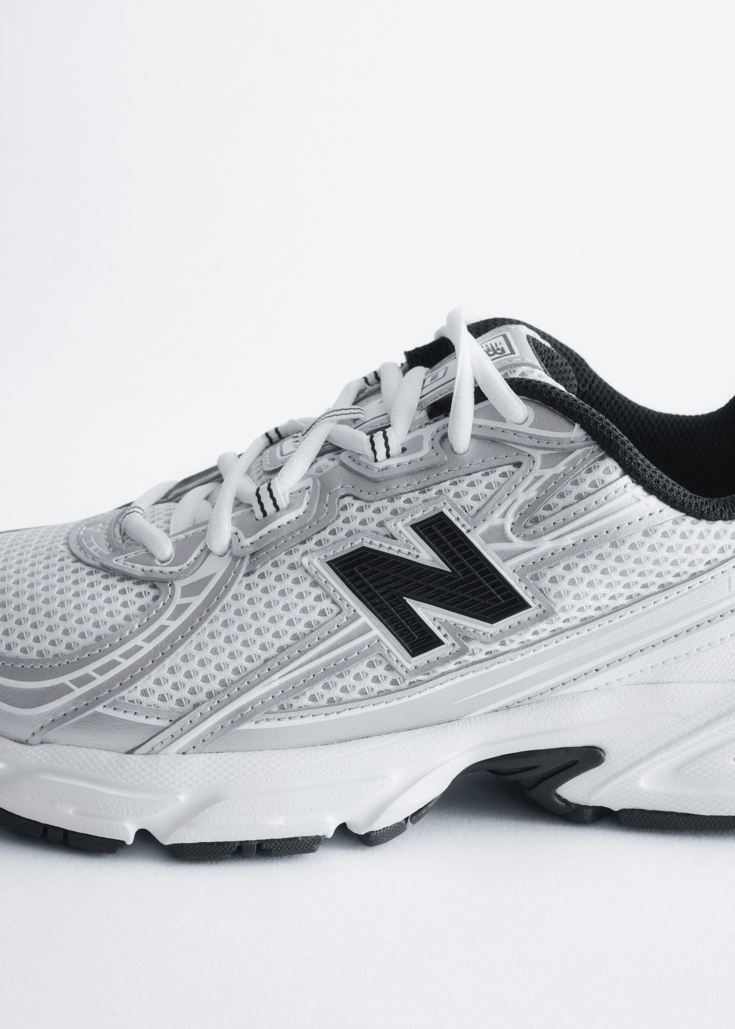 New Balance 740 Sneakers - White/Silver - Still Life