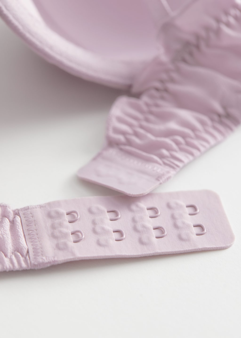Padded Mulberry Silk Bra - {{variantName}} - Detalle descriptivo
