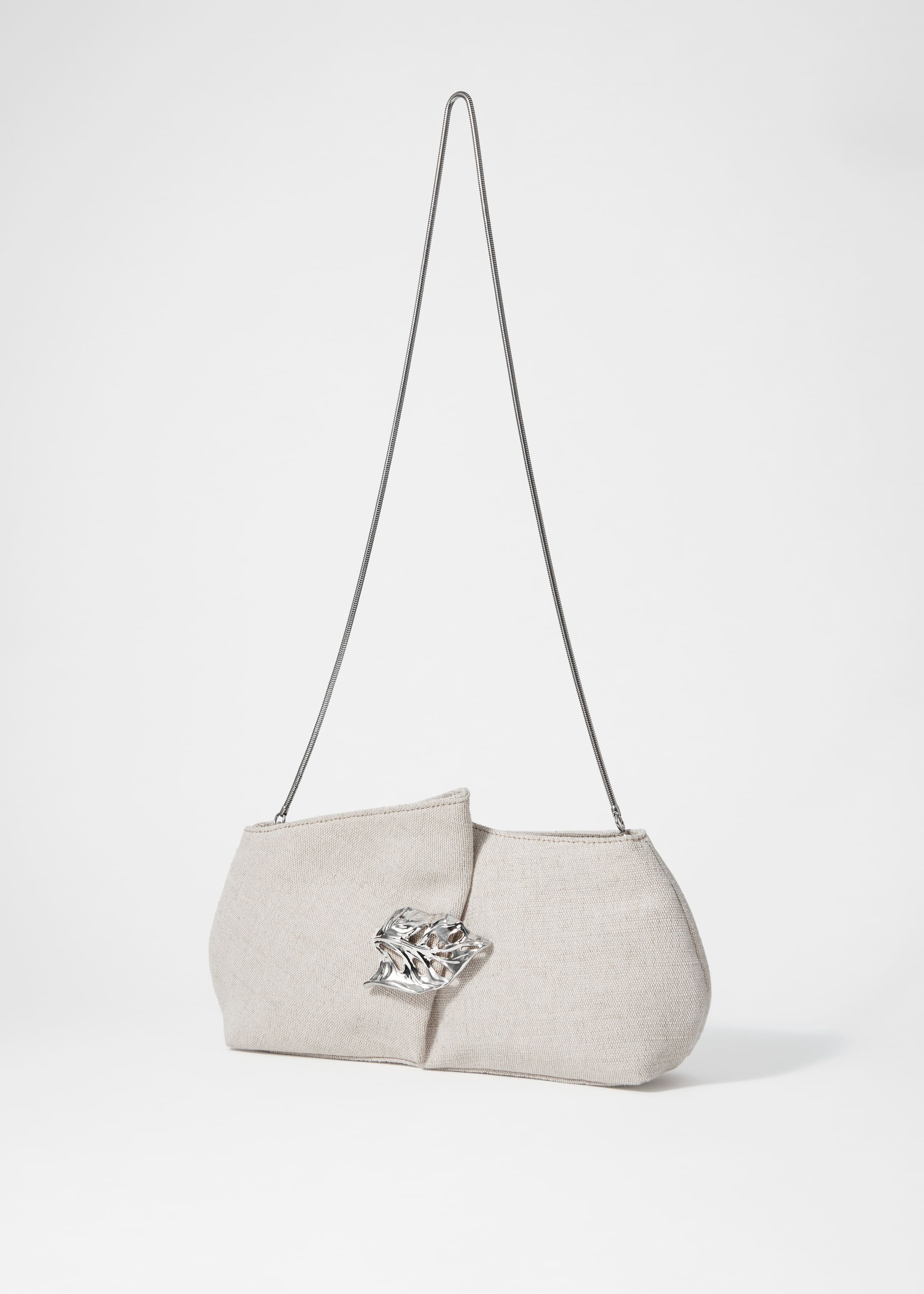 Προβολή μεγαλύτερης εικόνας: Leaf-Brooch Canvas Clutch - Ανοιχτό Μπεζ - Ladies | H&M GR 5