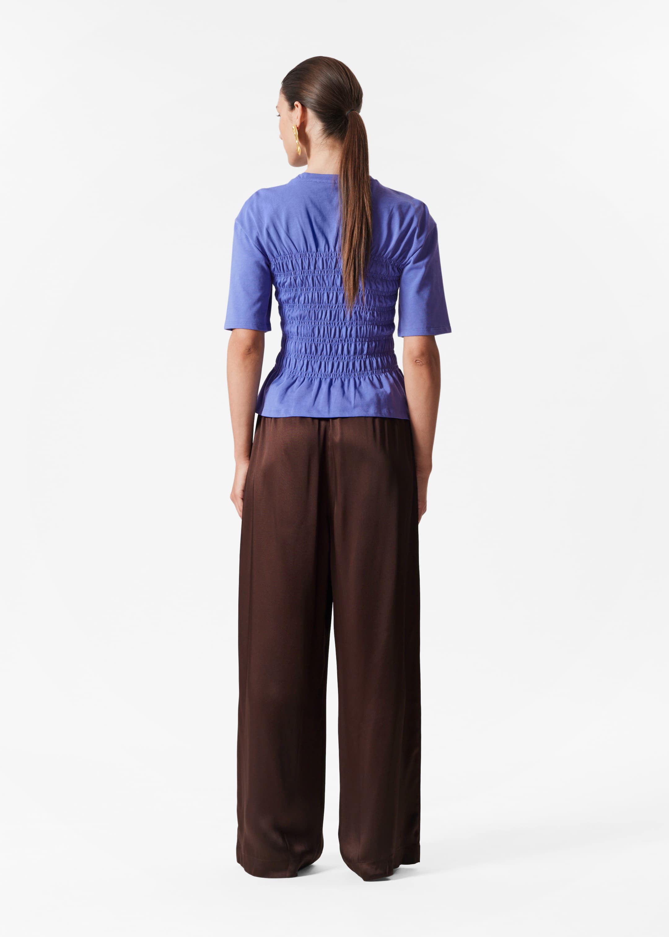 Grotere afbeelding bekijken: Smocked Crewneck Top - Blue - DAMES | H&M BE 4