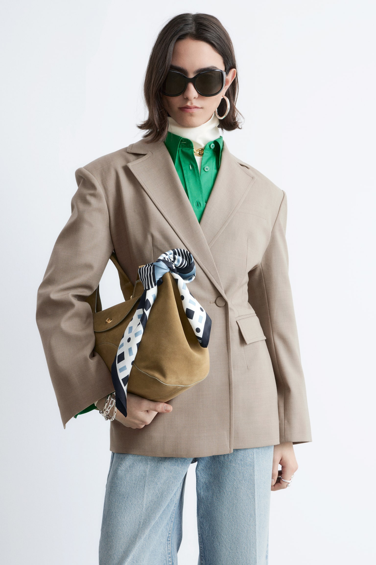 Blazer i merinoull med intagen midja - Mullvad - 1