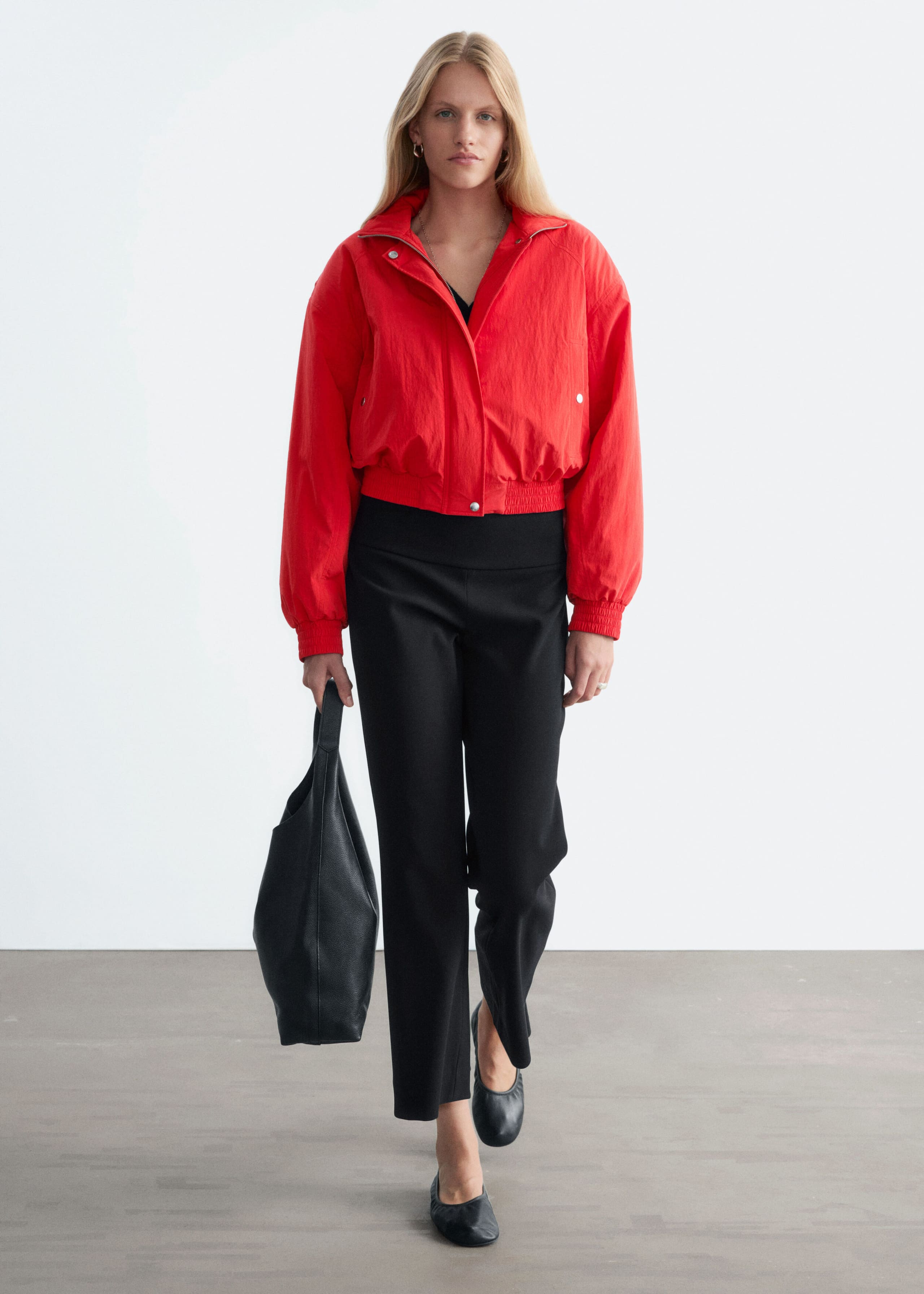 Cropped Kick Flare Trousers - Black - Lookbook