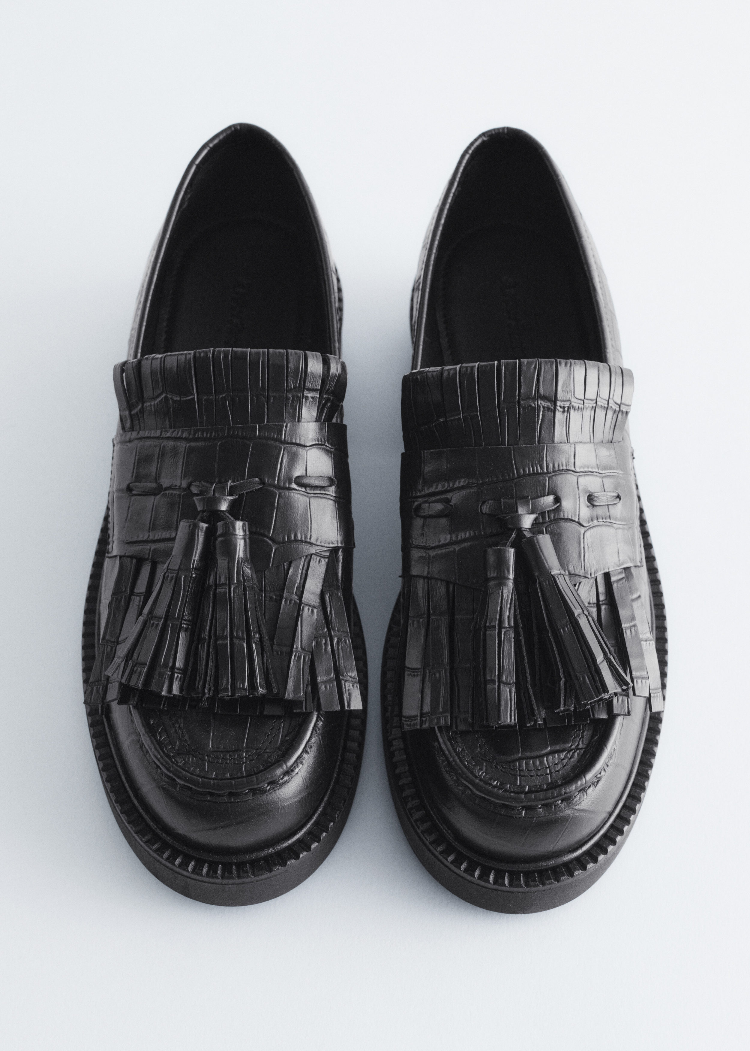 Image of Markante Loafer aus Leder in Krokooptik