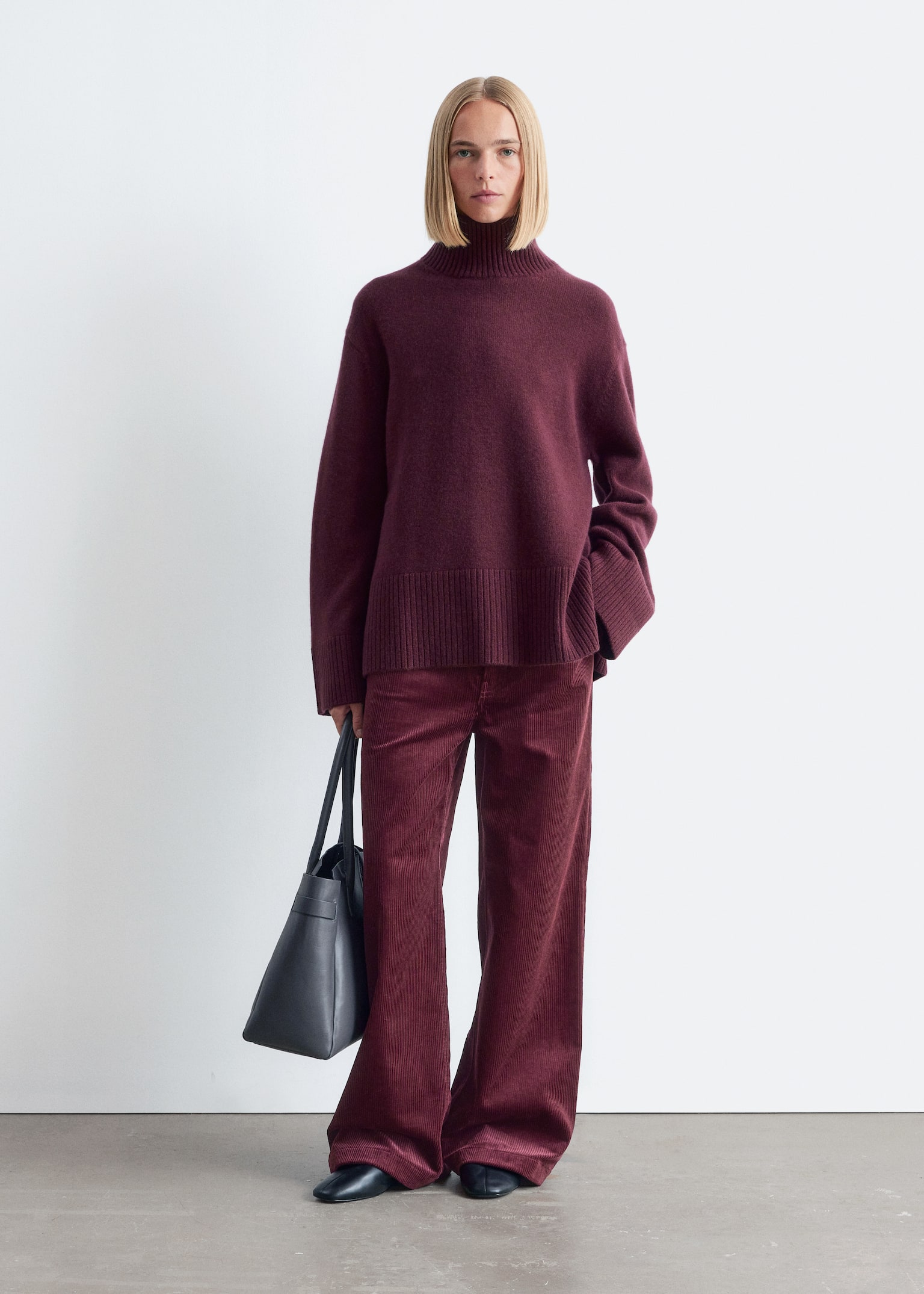 Oversized-Wollpullover mit Rollkragen - Weinrot/Graubraun/Schwarz