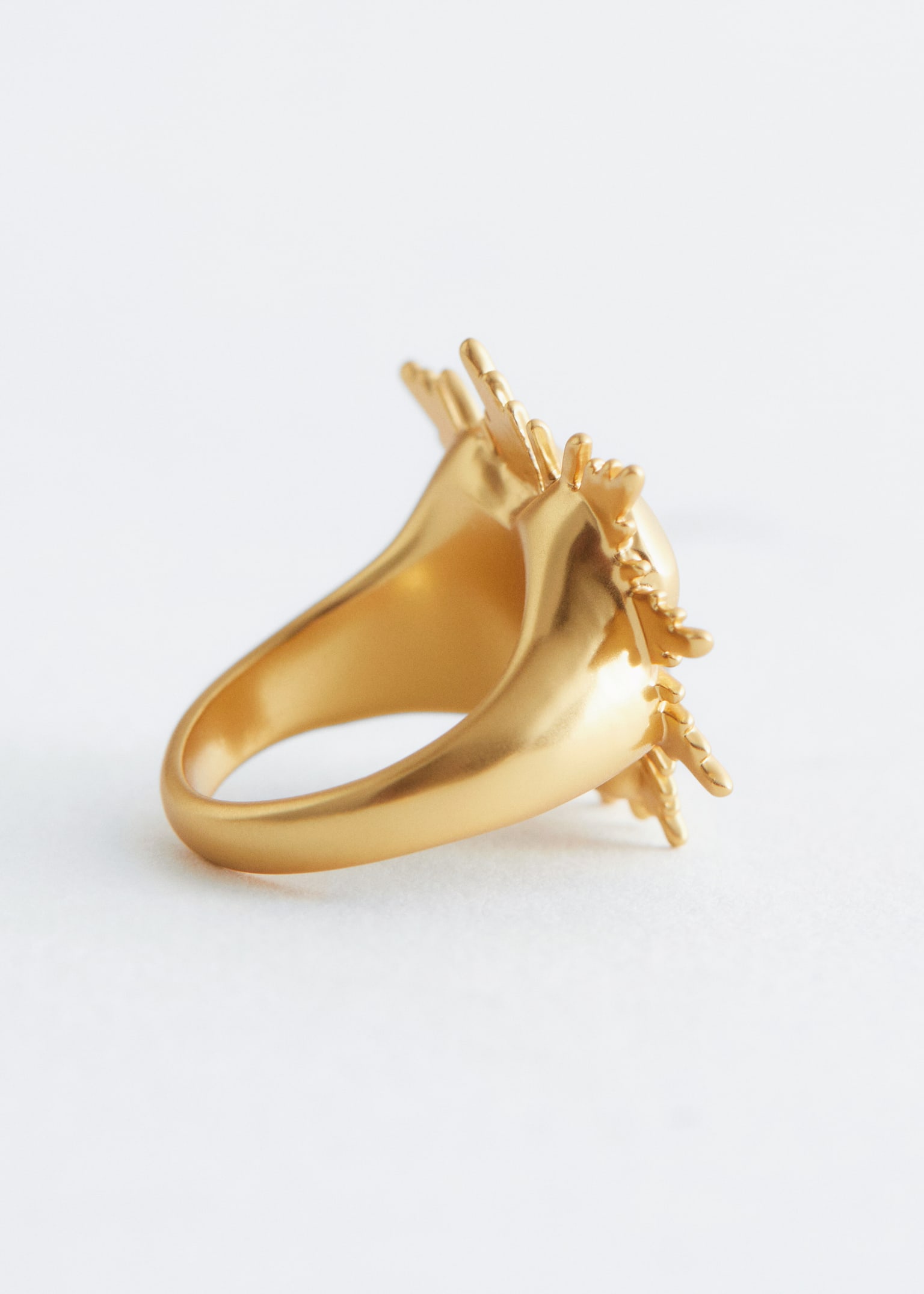 Anillo grueso con forma de corazón - Oro - 3