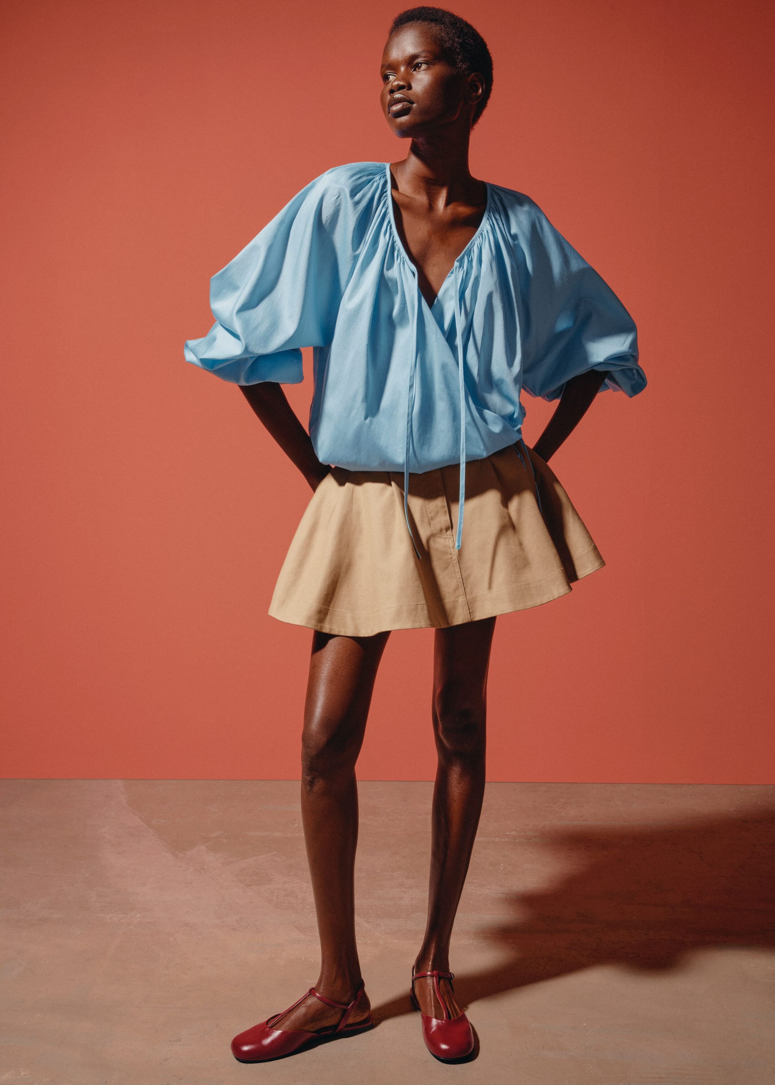 Minifalda plisada - Beige - Lookbook