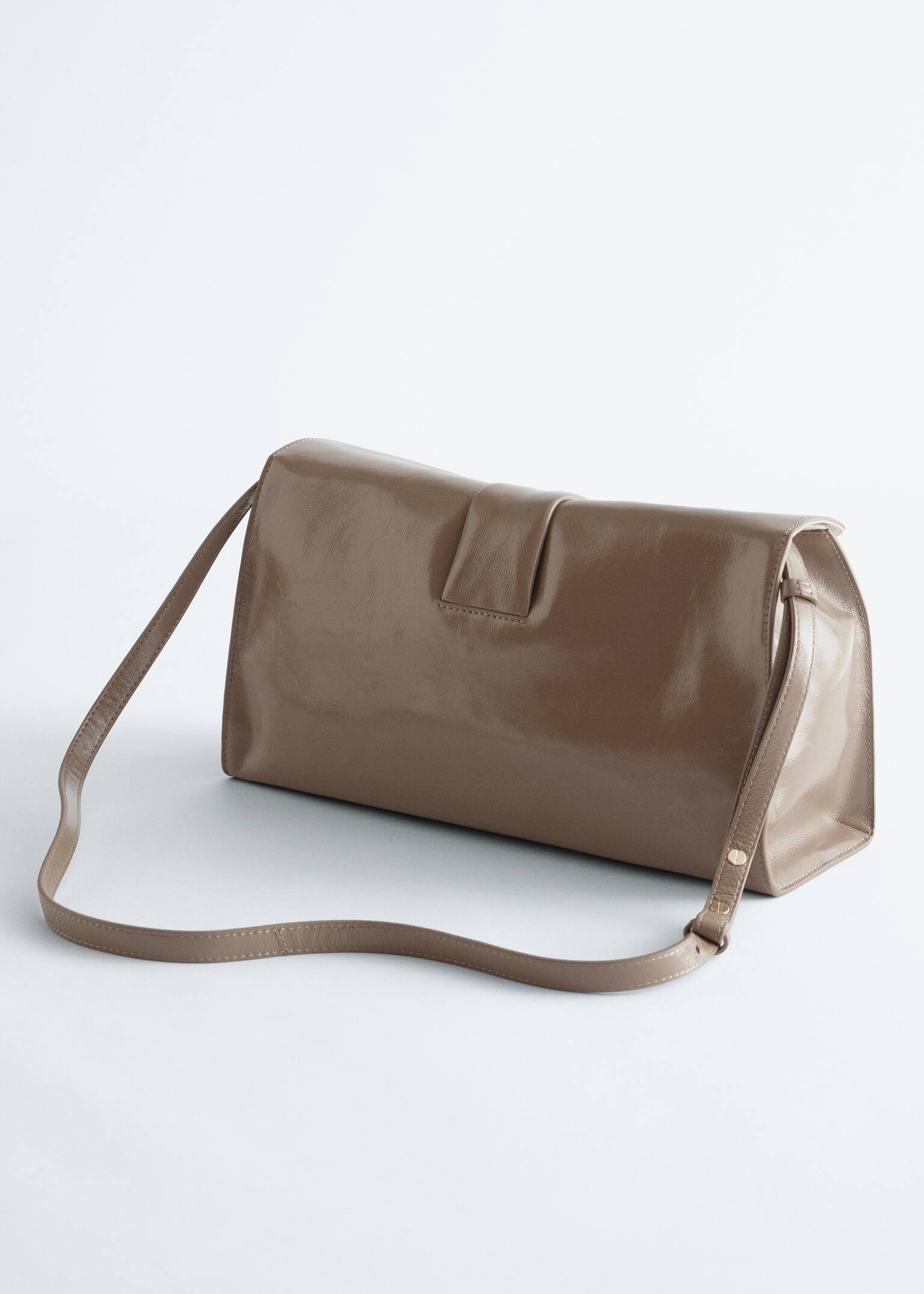 Clutch aus weichem Leder - Taupe/Schwarz/Beige/Schlangenmuster/Dunkelbraun/Schlangenhaut - 2