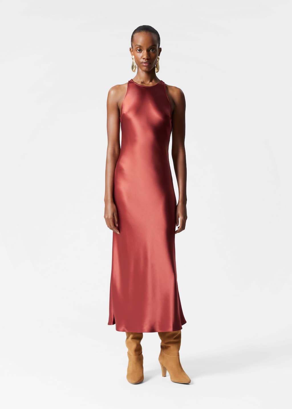 Robe midi en satin sans manches - Noir - Lookbook