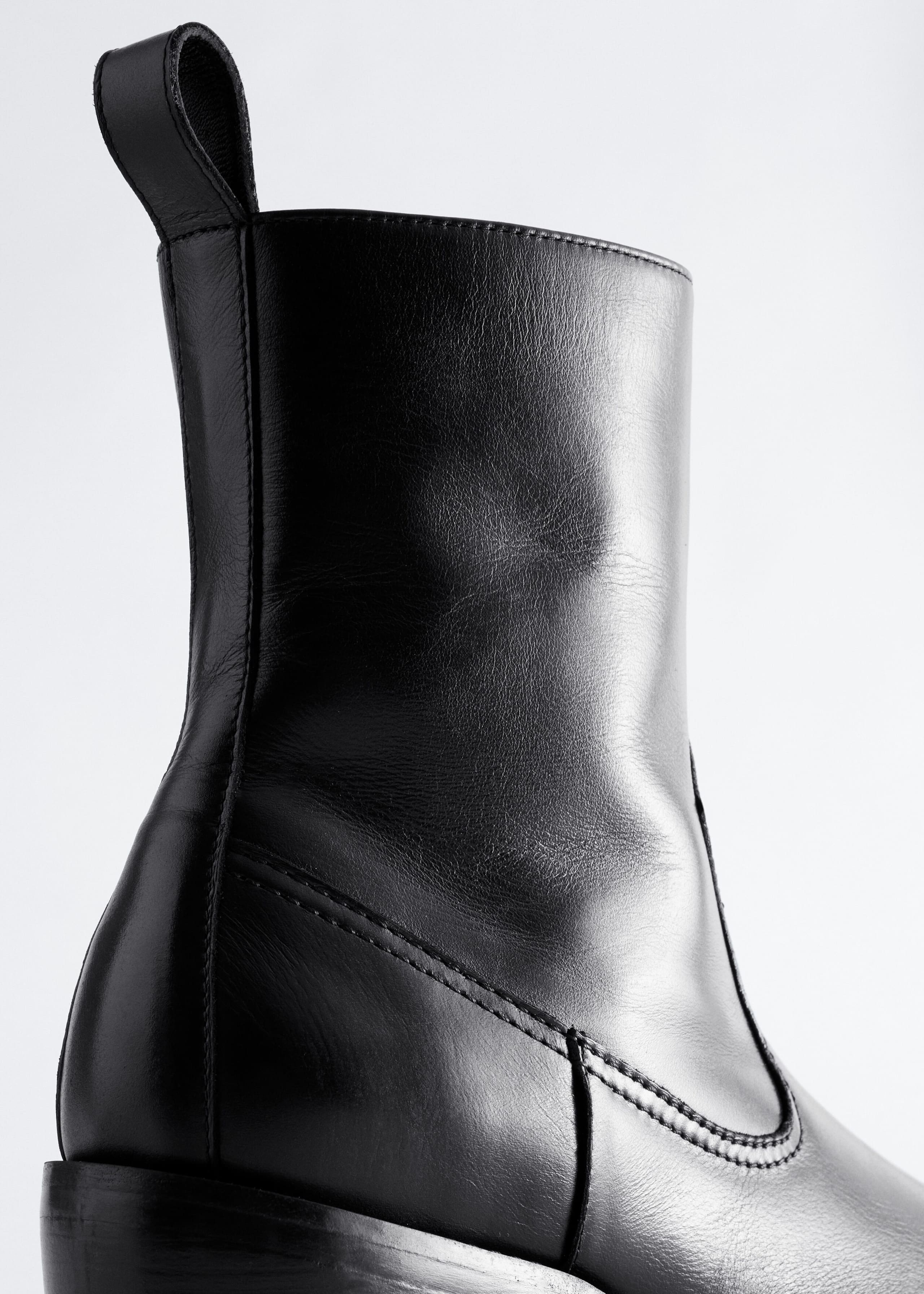 Leather Cowboy Boots - Nero - Natura morta
