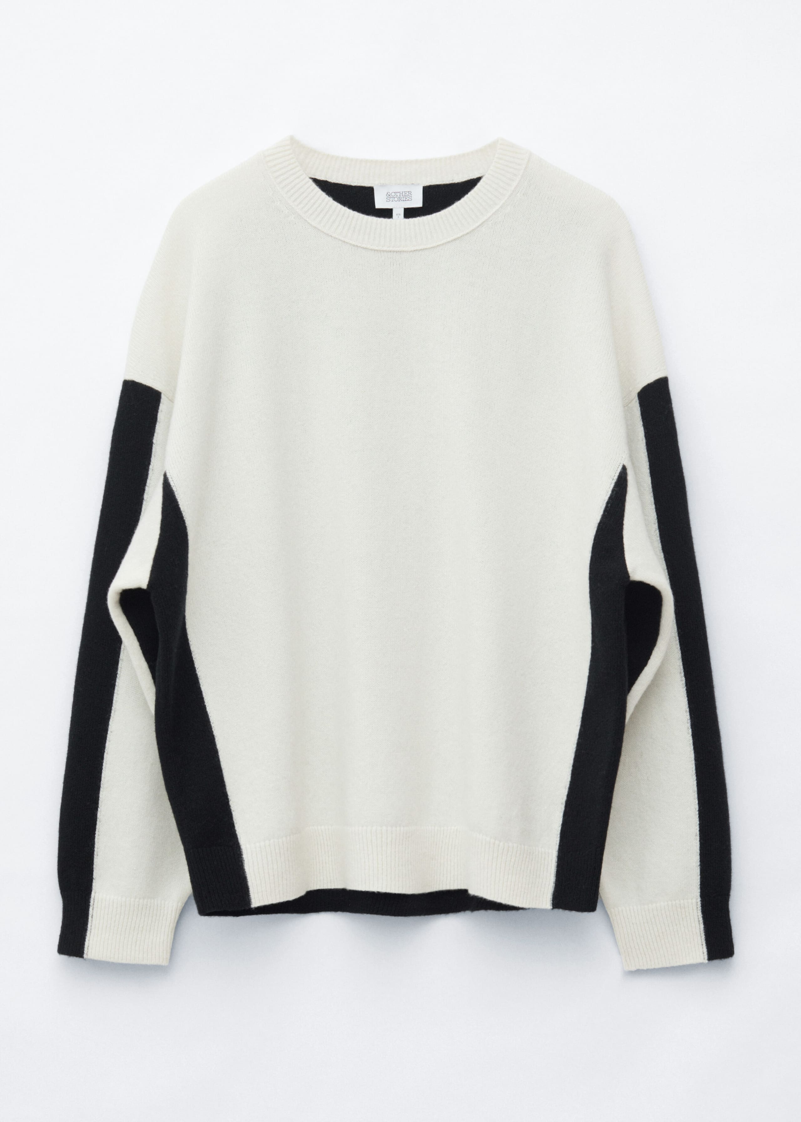 Oversized Knit Sweater - Off White/Black - Lookbook