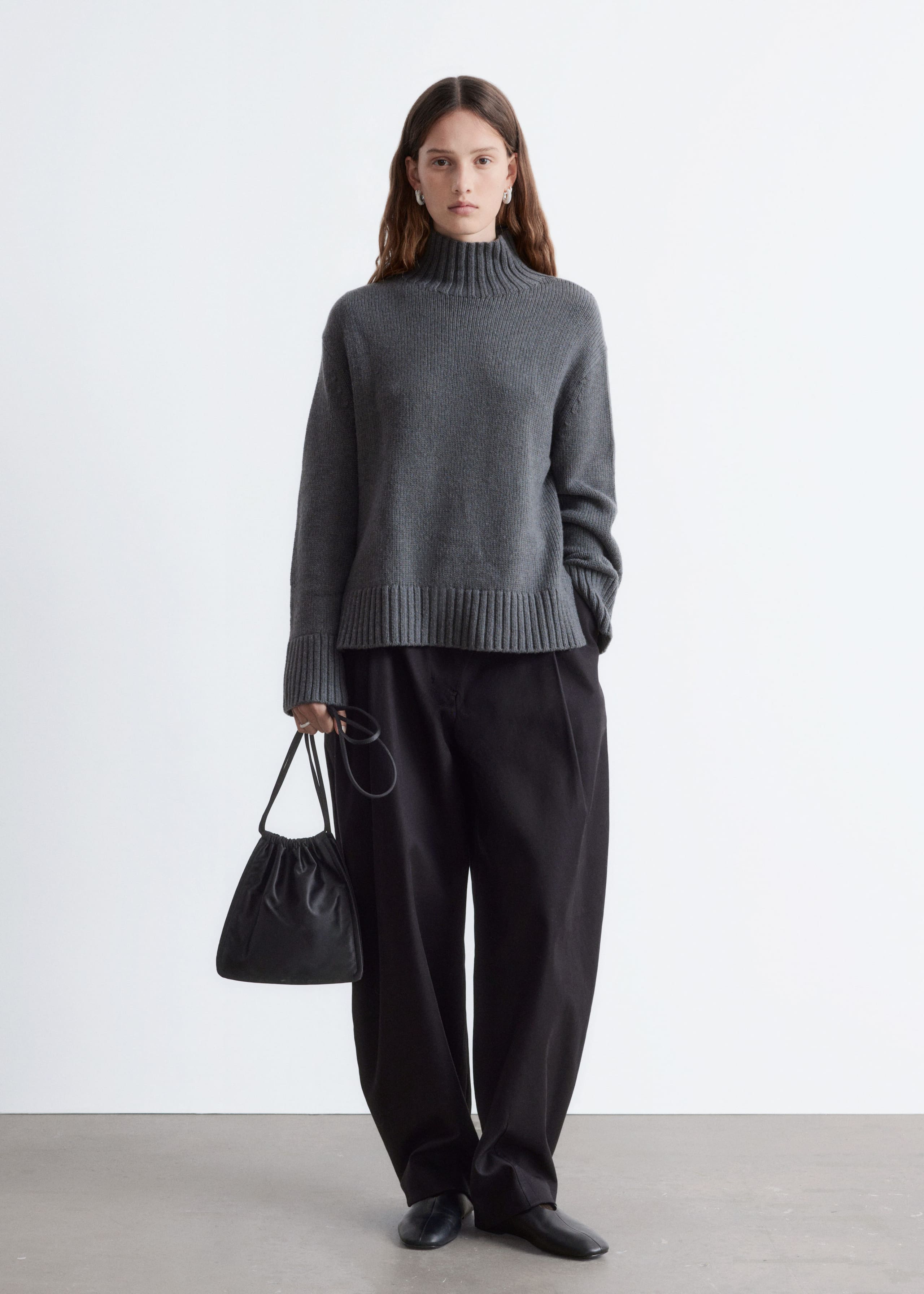 Image of Satinväska med dragsko