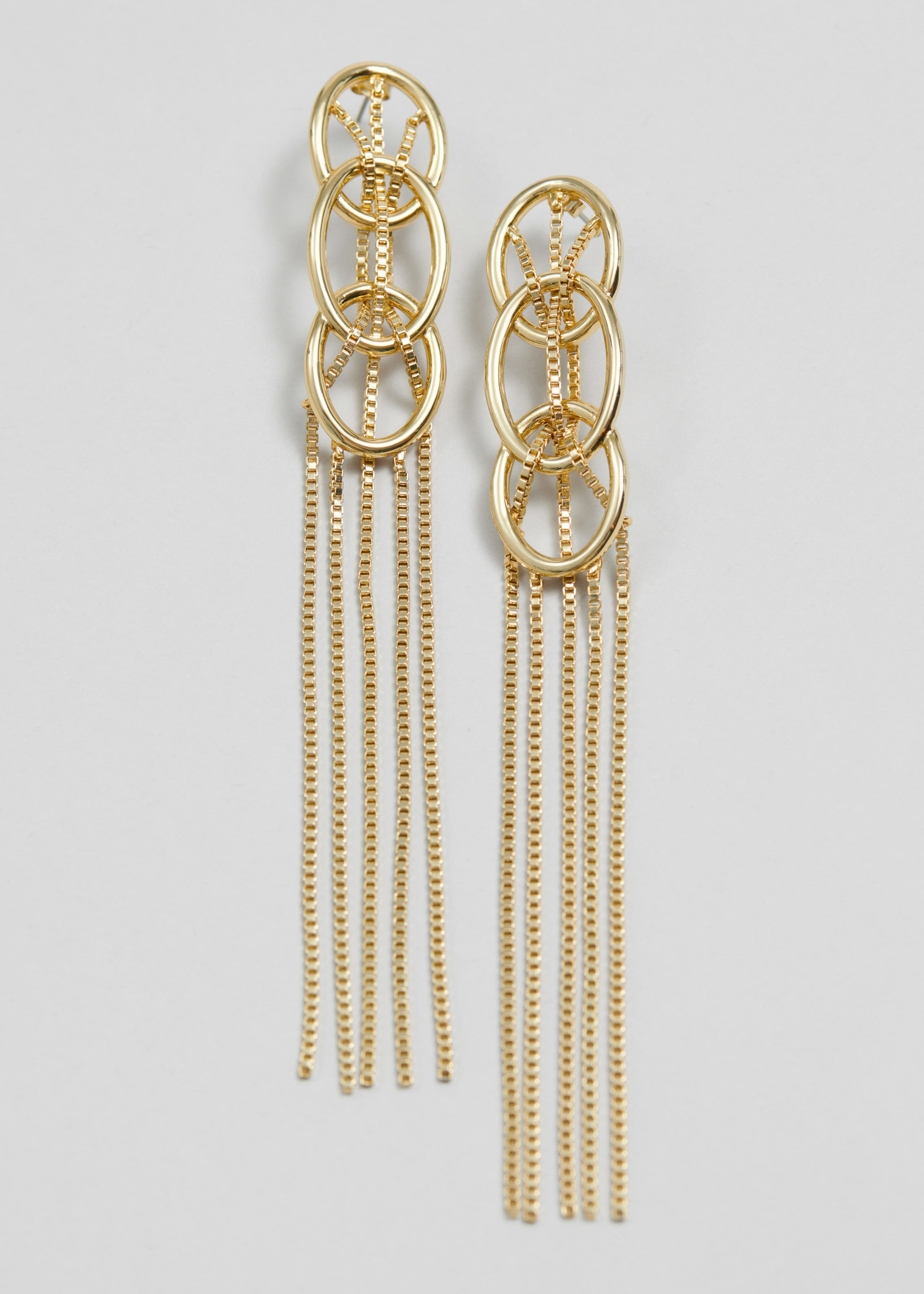 Ohrhänger mit Ketten - Goldfarben - Stillleben