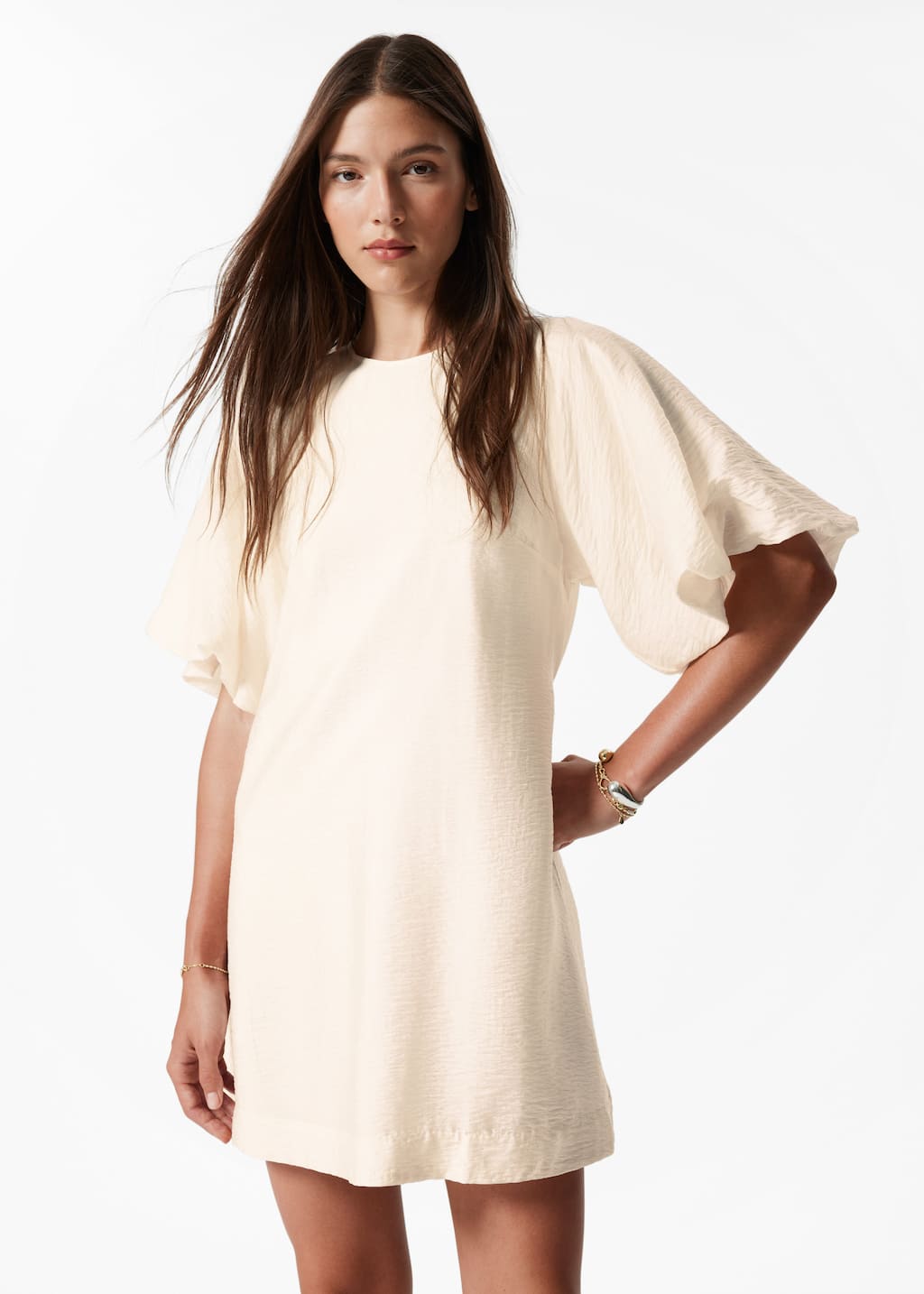 Minivestido con mangas abullonadas - Rosa claro - Lookbook
