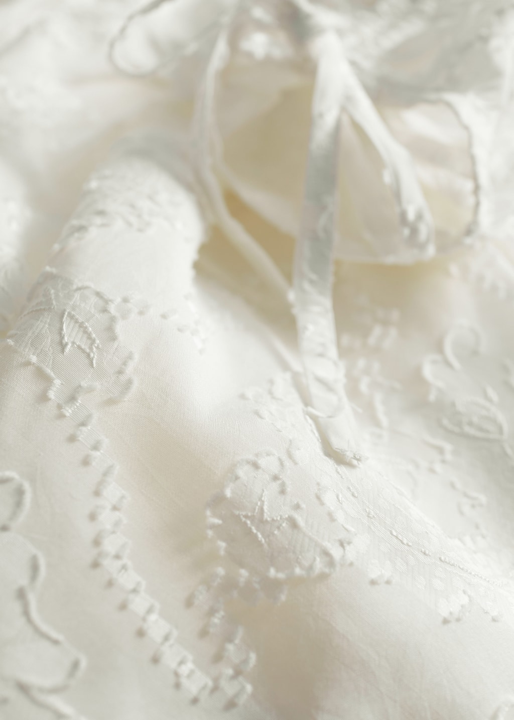 Puff-Sleeve Mini Dress - {{variantName}} - Descriptive Detail
