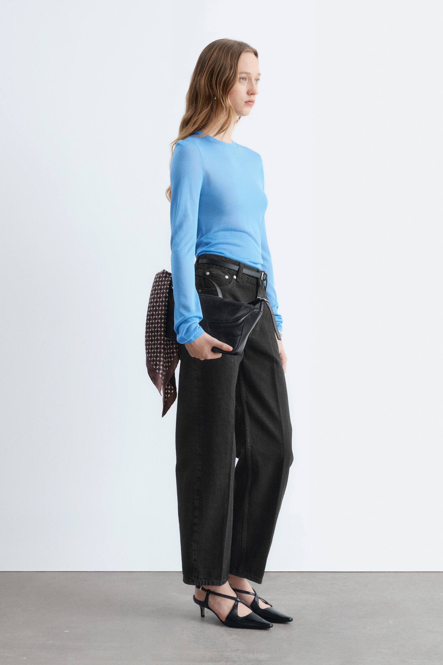 חולצה דקה בסריגה צפופה - 5