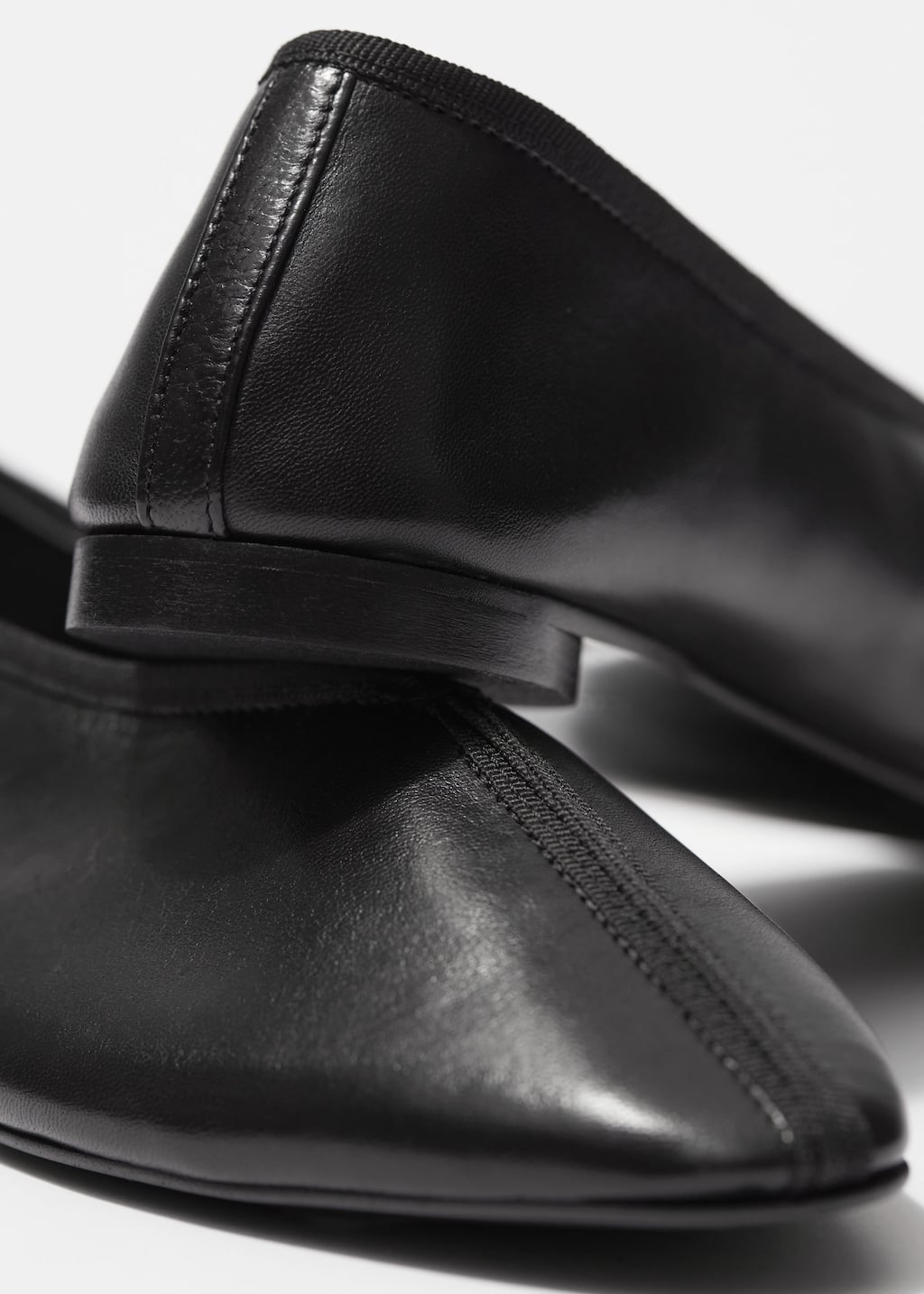 Image of Ballerines à bouts en amande