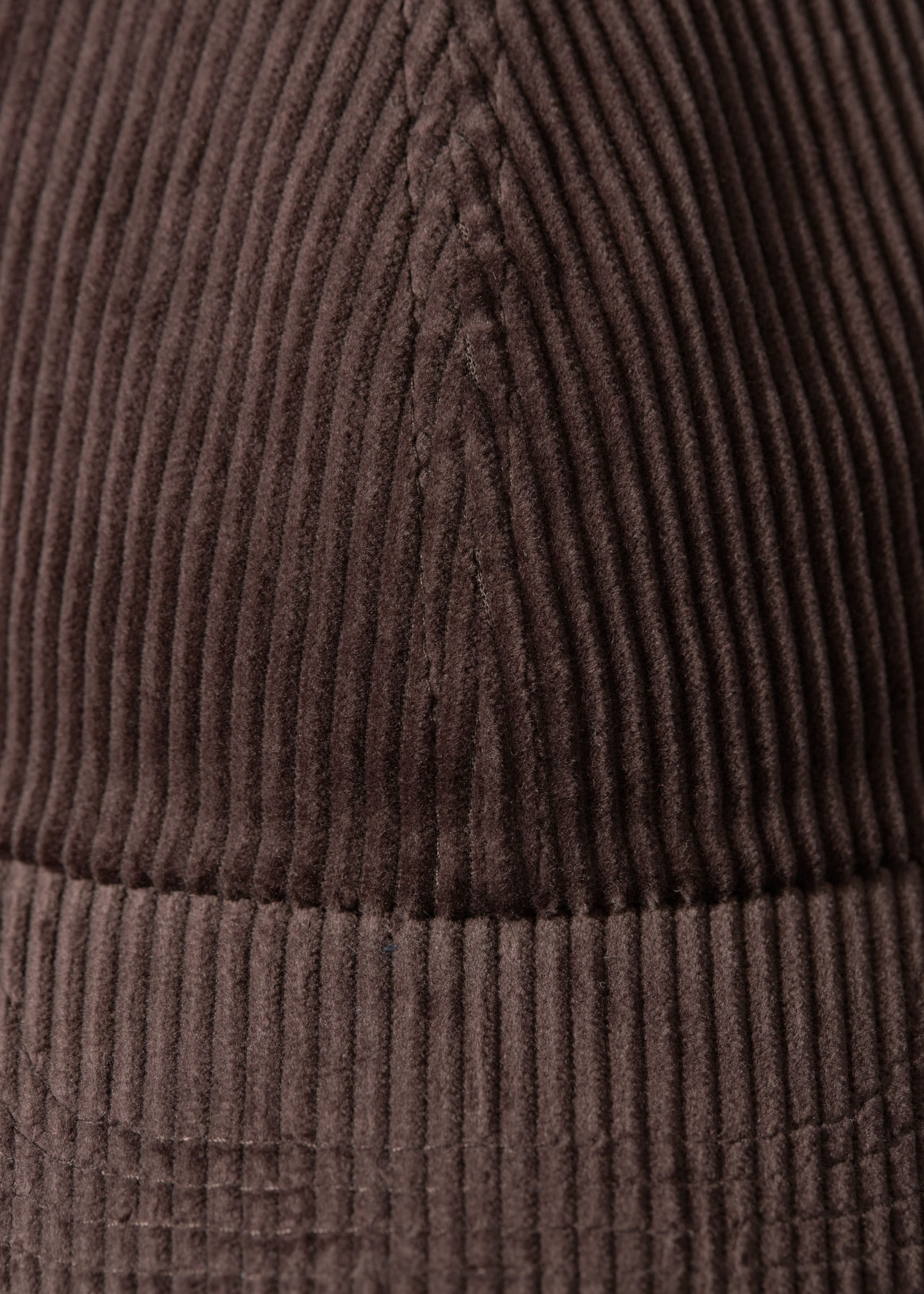 Basecap aus Cord - {{variantName}} - Beschreibendes Detail