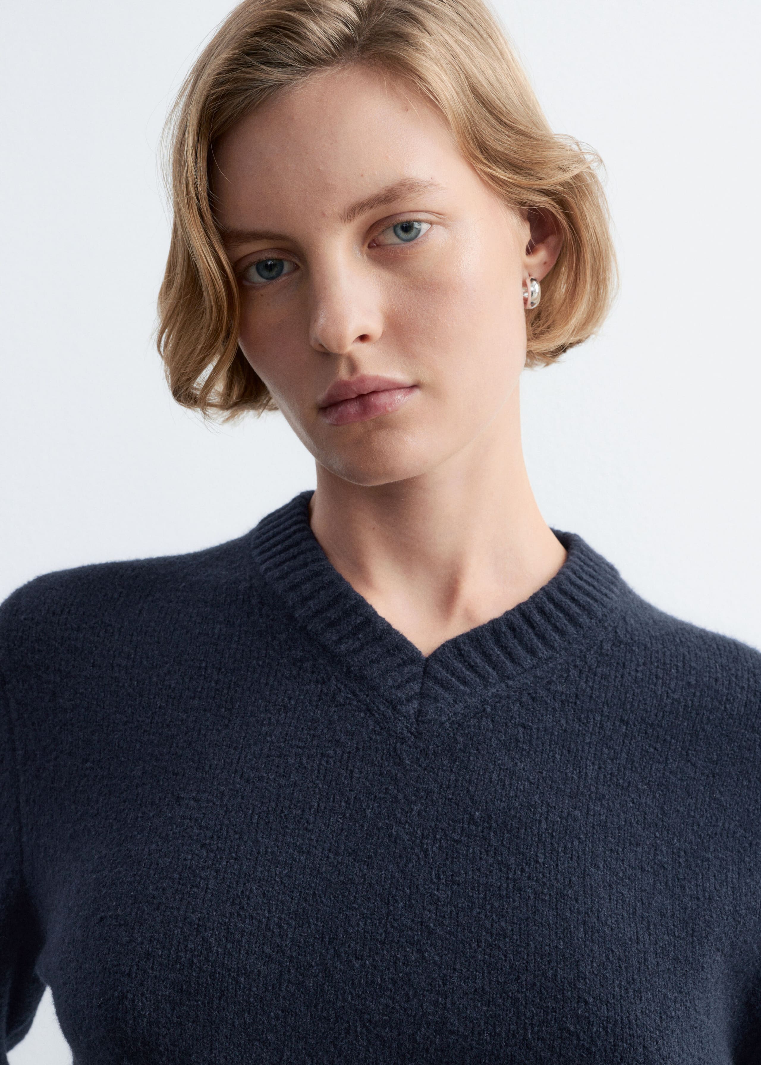 V-Neck Jumper - Dark Blue - Still Life