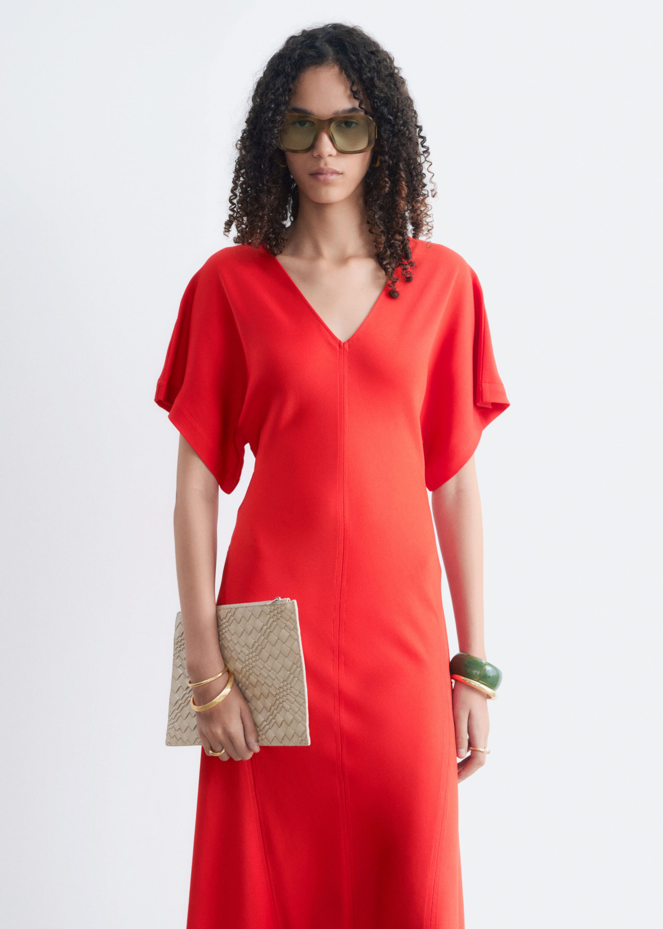 Robe longue à col en V - Rouge - Lookbook