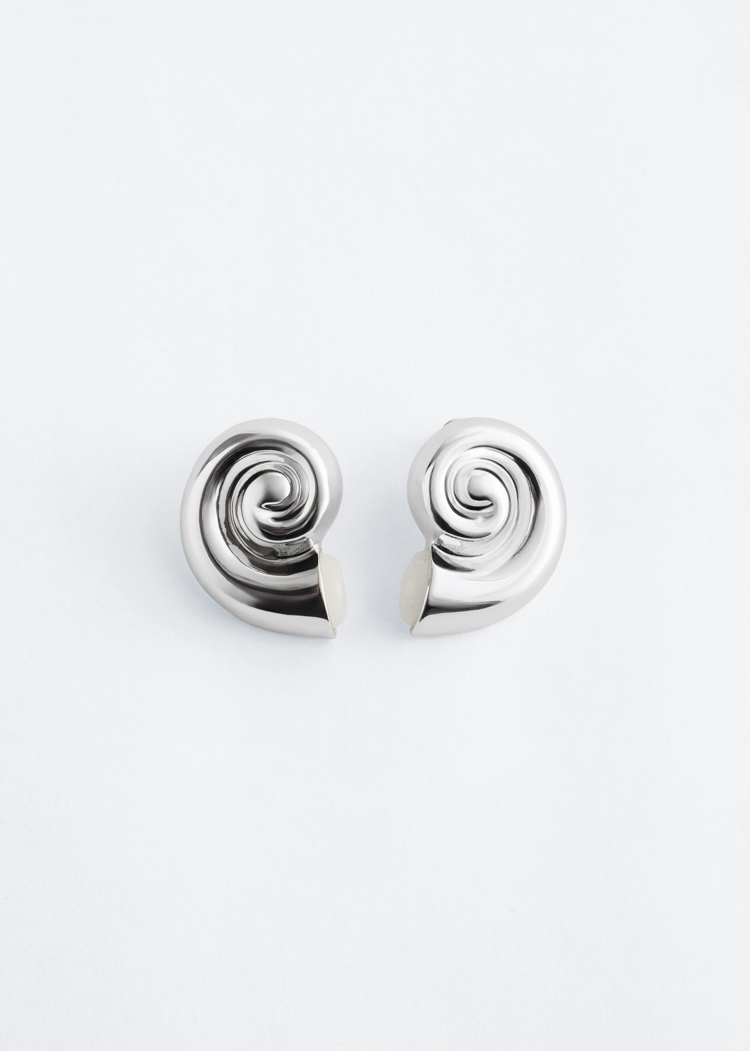 Silver-Plated Shell Earrings - Silver - Still Life
