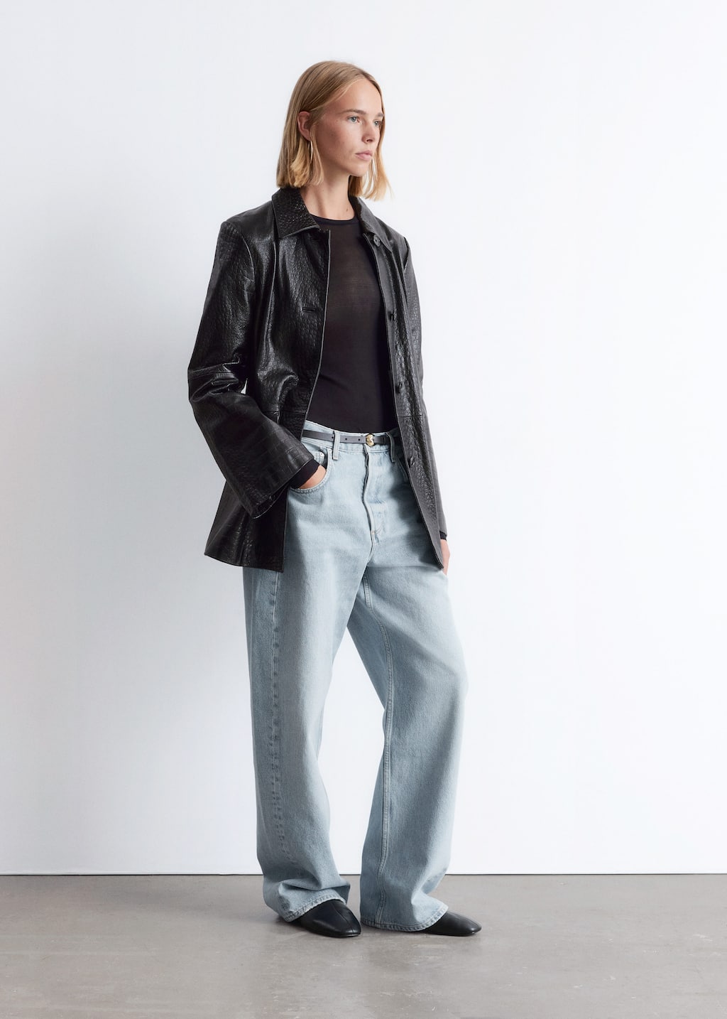 Image of Jeans med avsmalnande ben