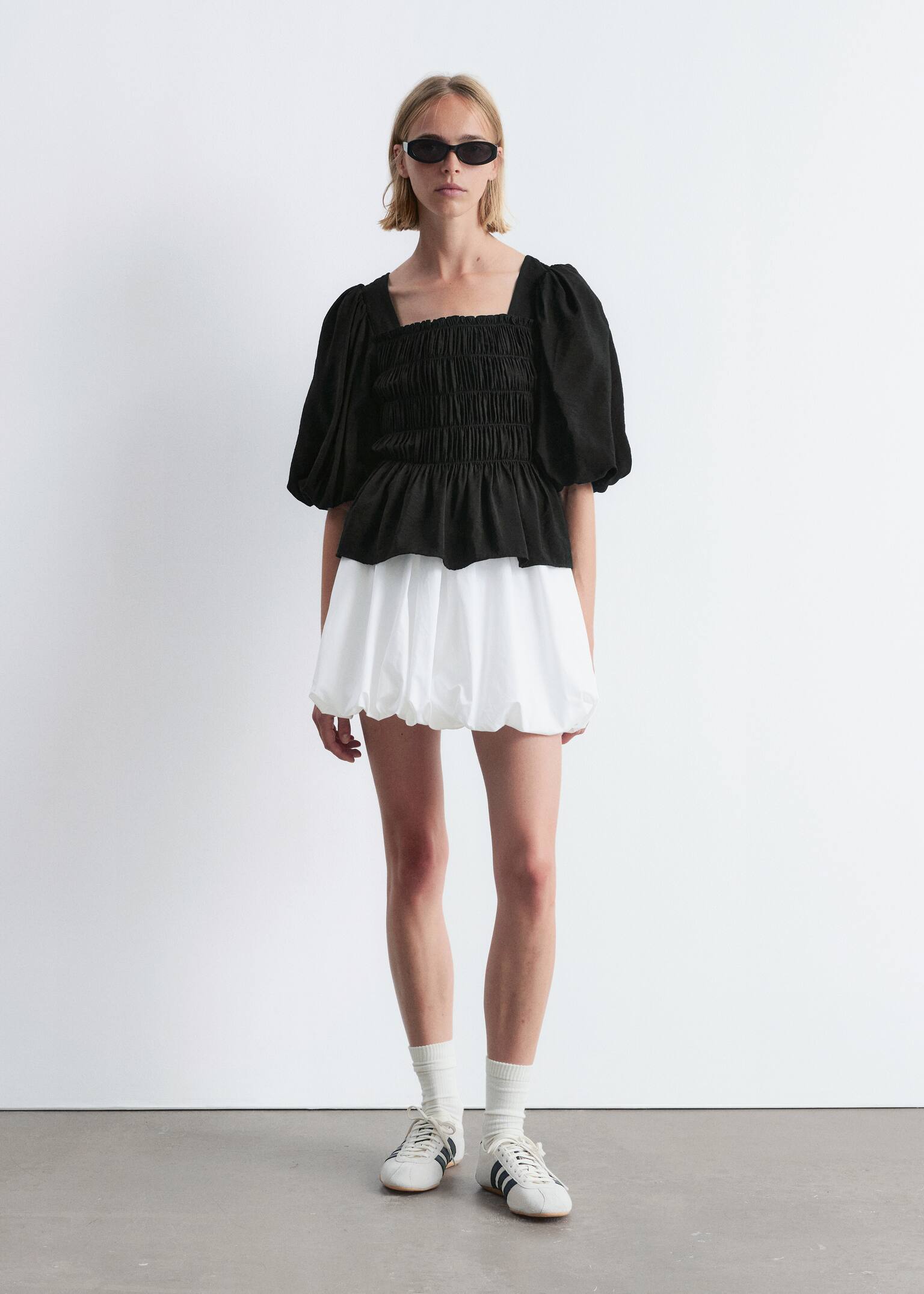 Smocked Puff-Sleeve Blouse - Black - 4
