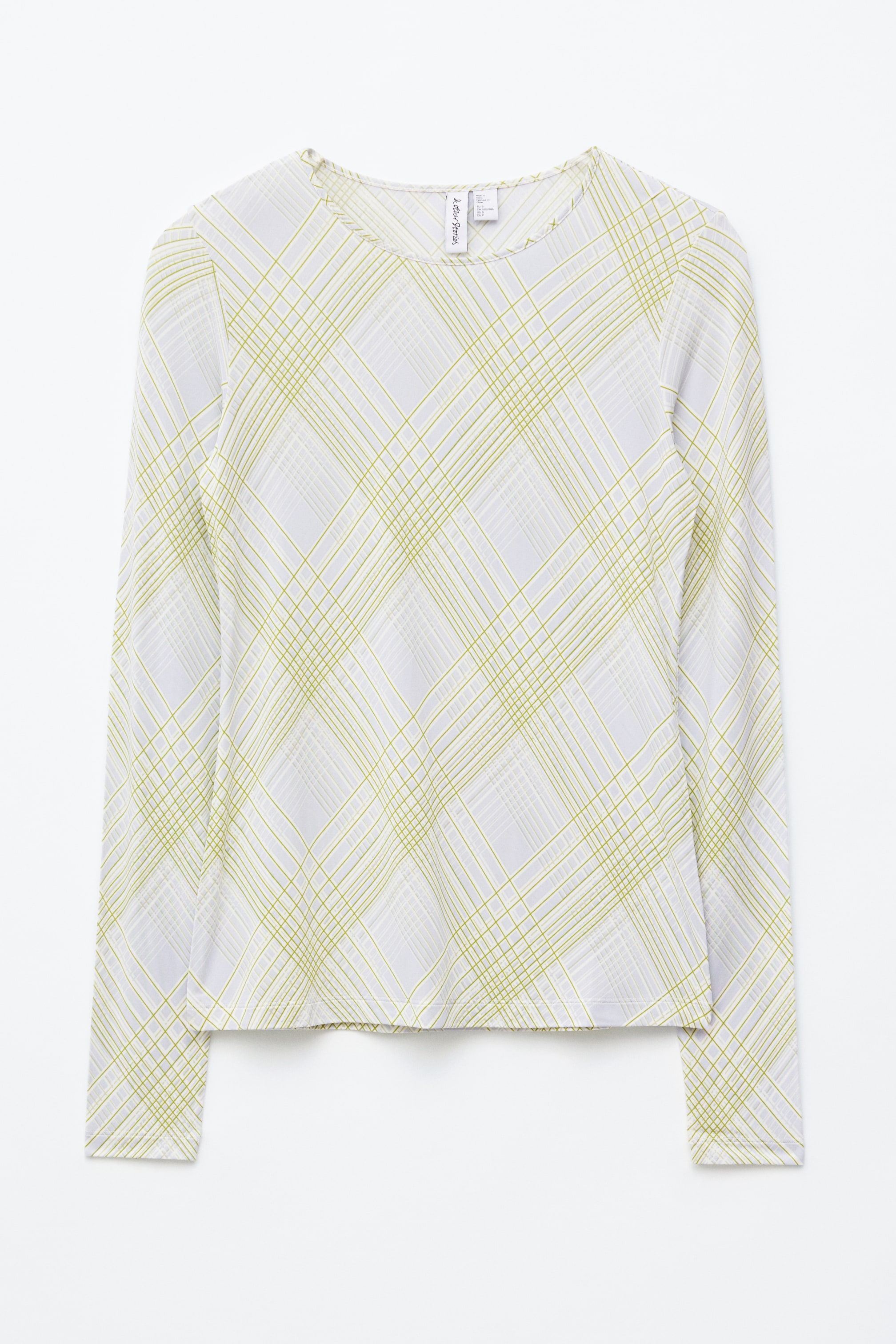 Προβολή μεγαλύτερης εικόνας: Ένα μακρυμάνικο τοπ παρουσιάζει το ΜΠΡΟΣΤΙΝΟ του μέρος, διαθέτοντας στρογγυλή λαιμόκοψη και ανοιχτό γκρι βάση με ένα πυκνό, λεπτό μοτίβο καρό σε ανοιχτό πράσινο χρώμα. Αυτό το περίπλοκο μοτίβο δημιουργεί μια διακριτική οπτική υφή στο ύφασμα.