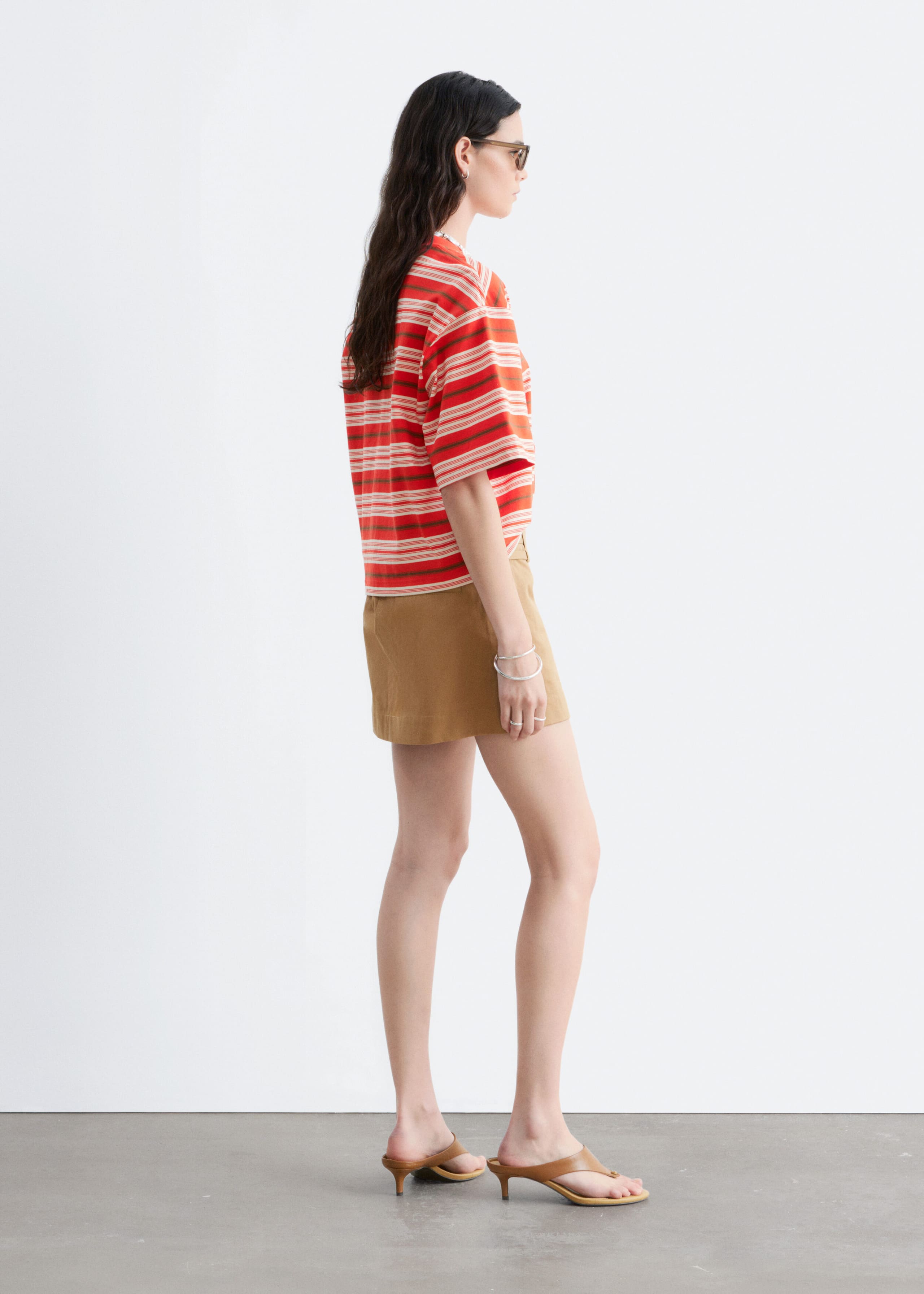 Kastenförmiges T-Shirt - Rot/Weiß/Gestreift - Lookbook