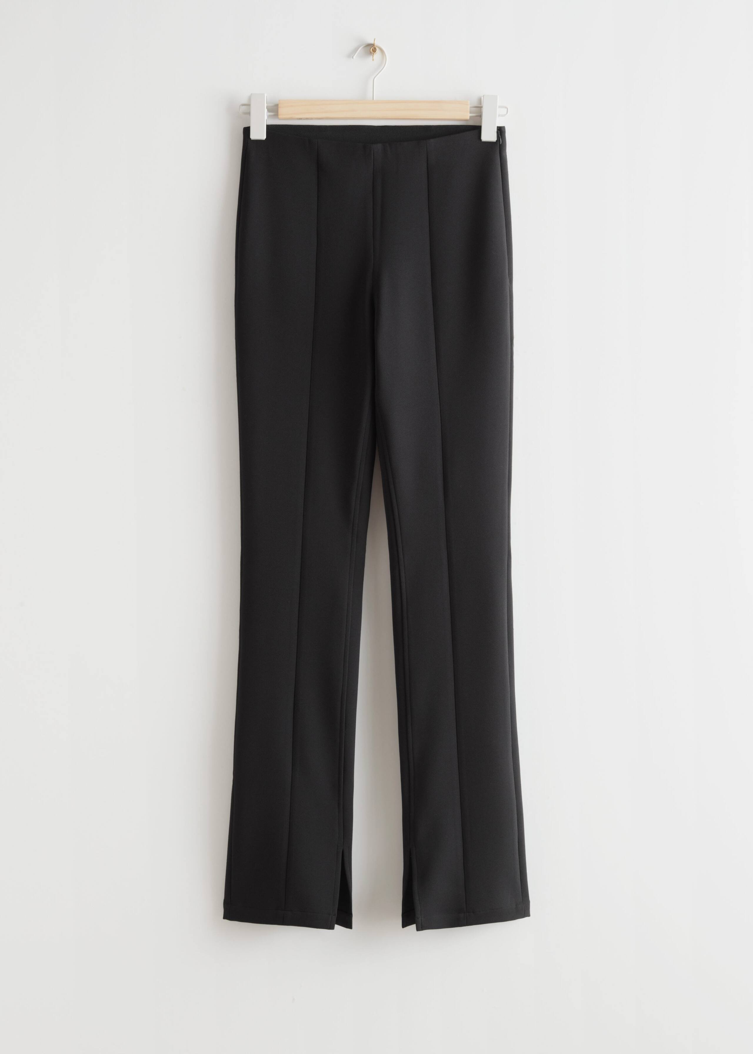 Fitted SlitHem Trousers - Black - Natura morta