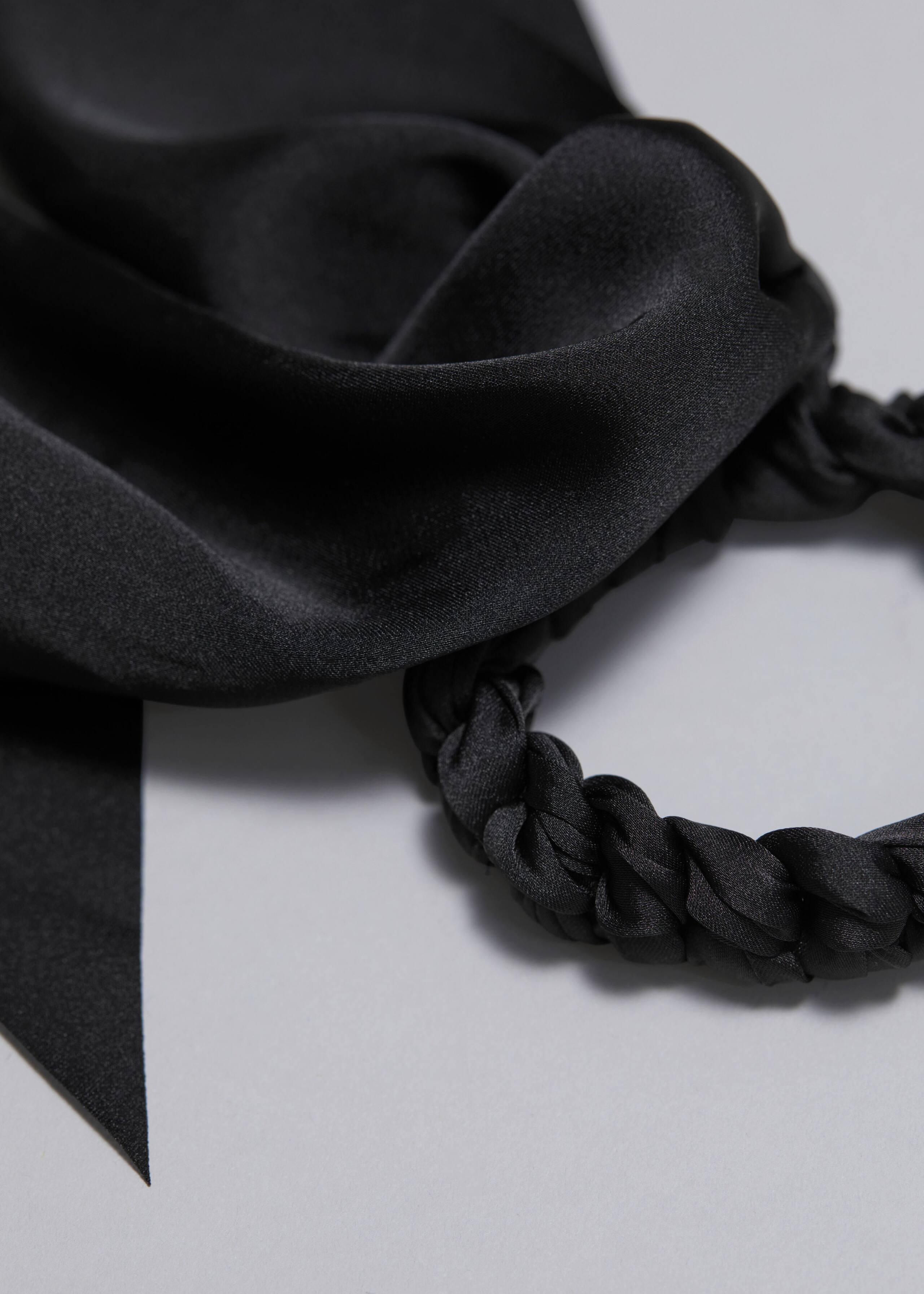 Satin Scarf Tie Scrunchie - {{variantName}} - Descriptive Detail