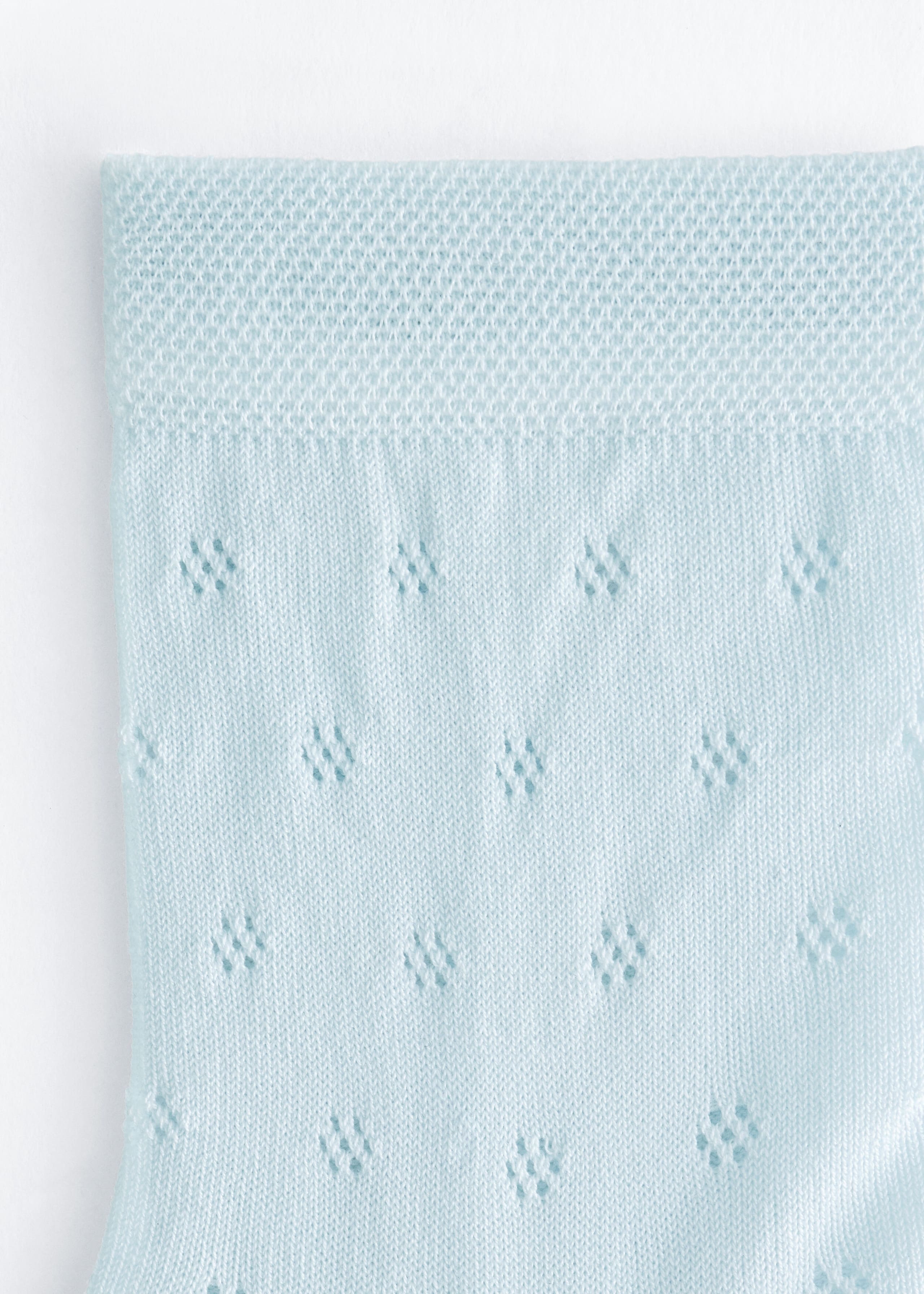 Transparente Pointelle-Socken - Hellblau - Stillleben