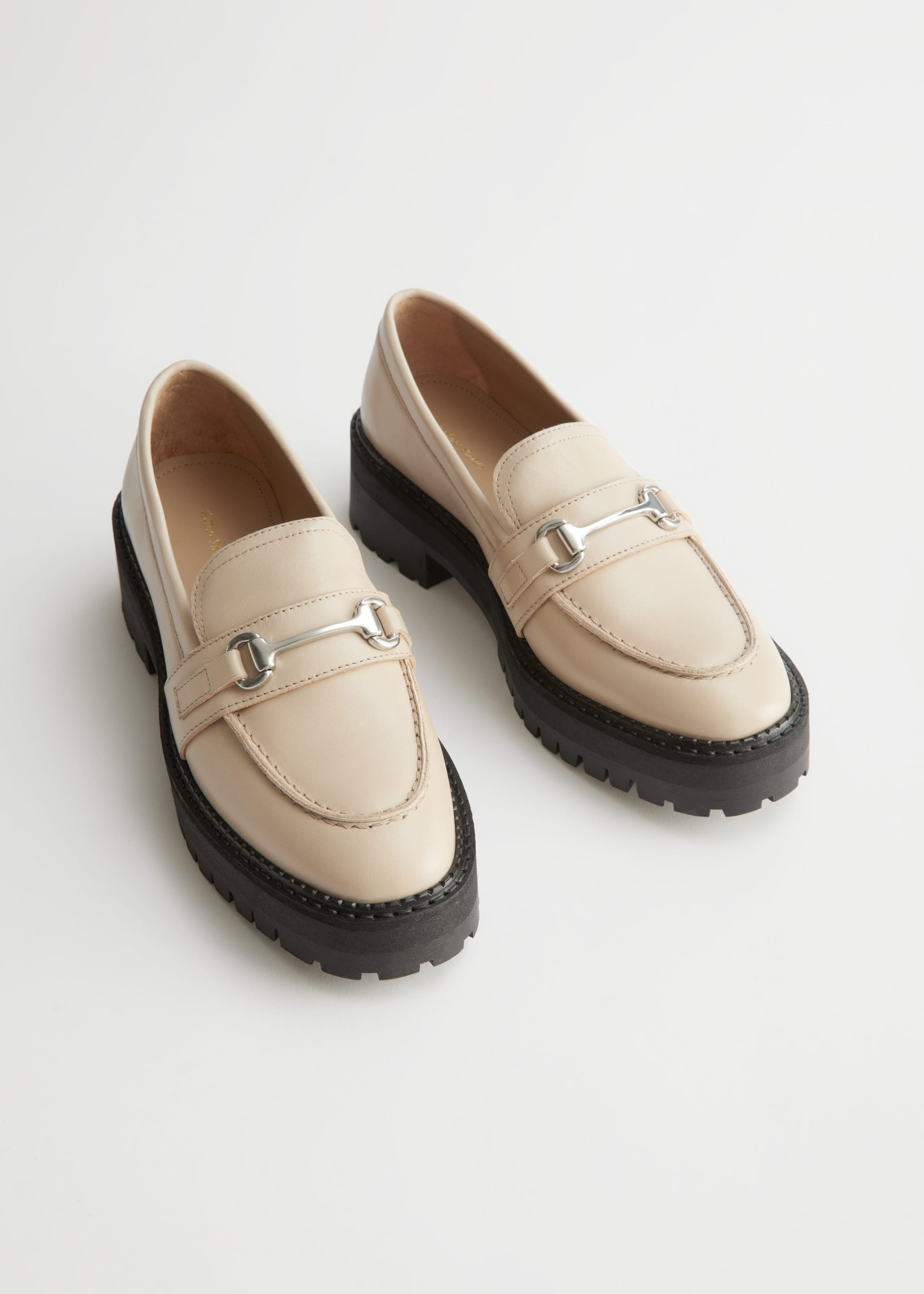 Image of Chunky läderloafers med spänne