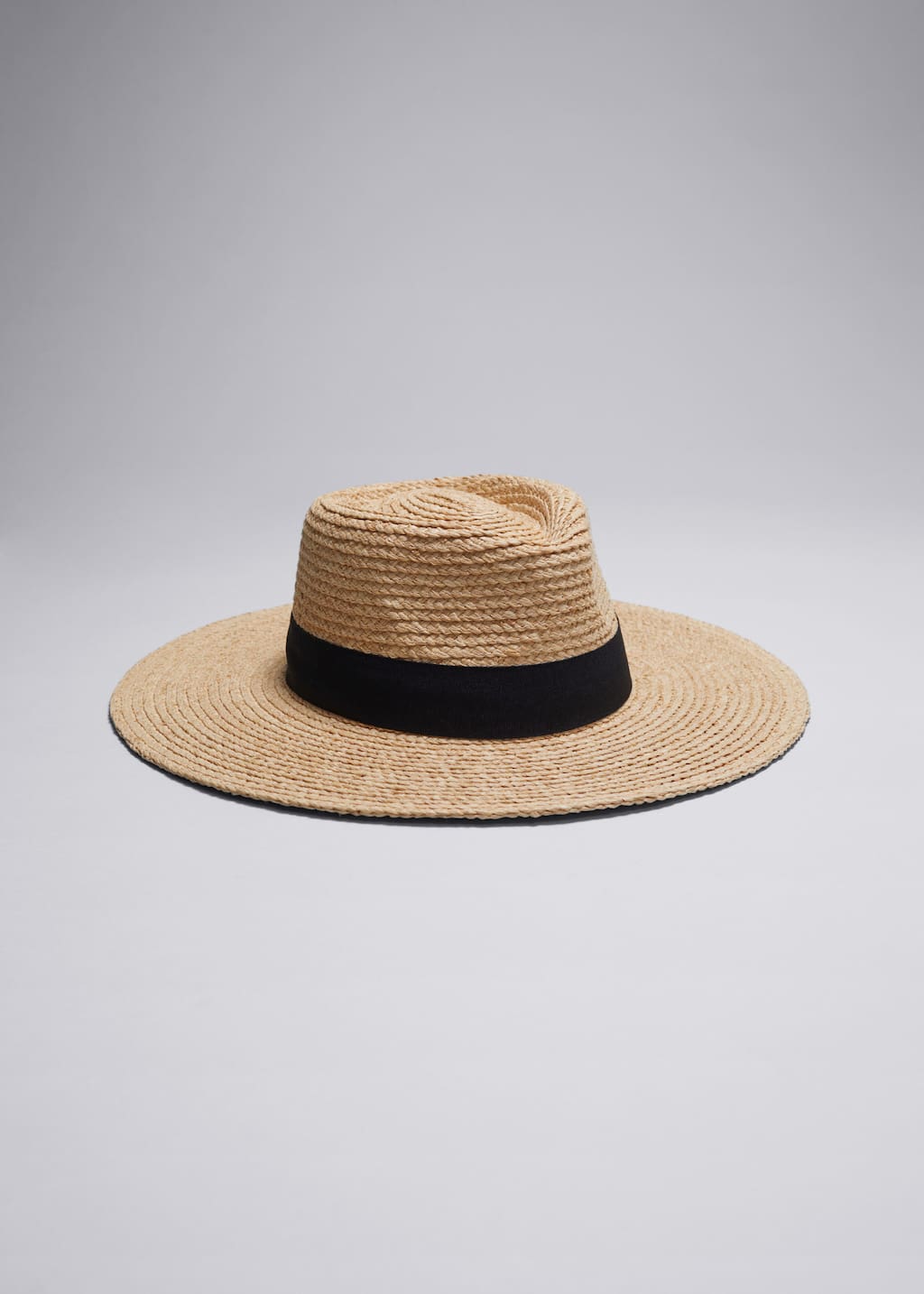Image of Sombrero de paja con banda de grosgrain