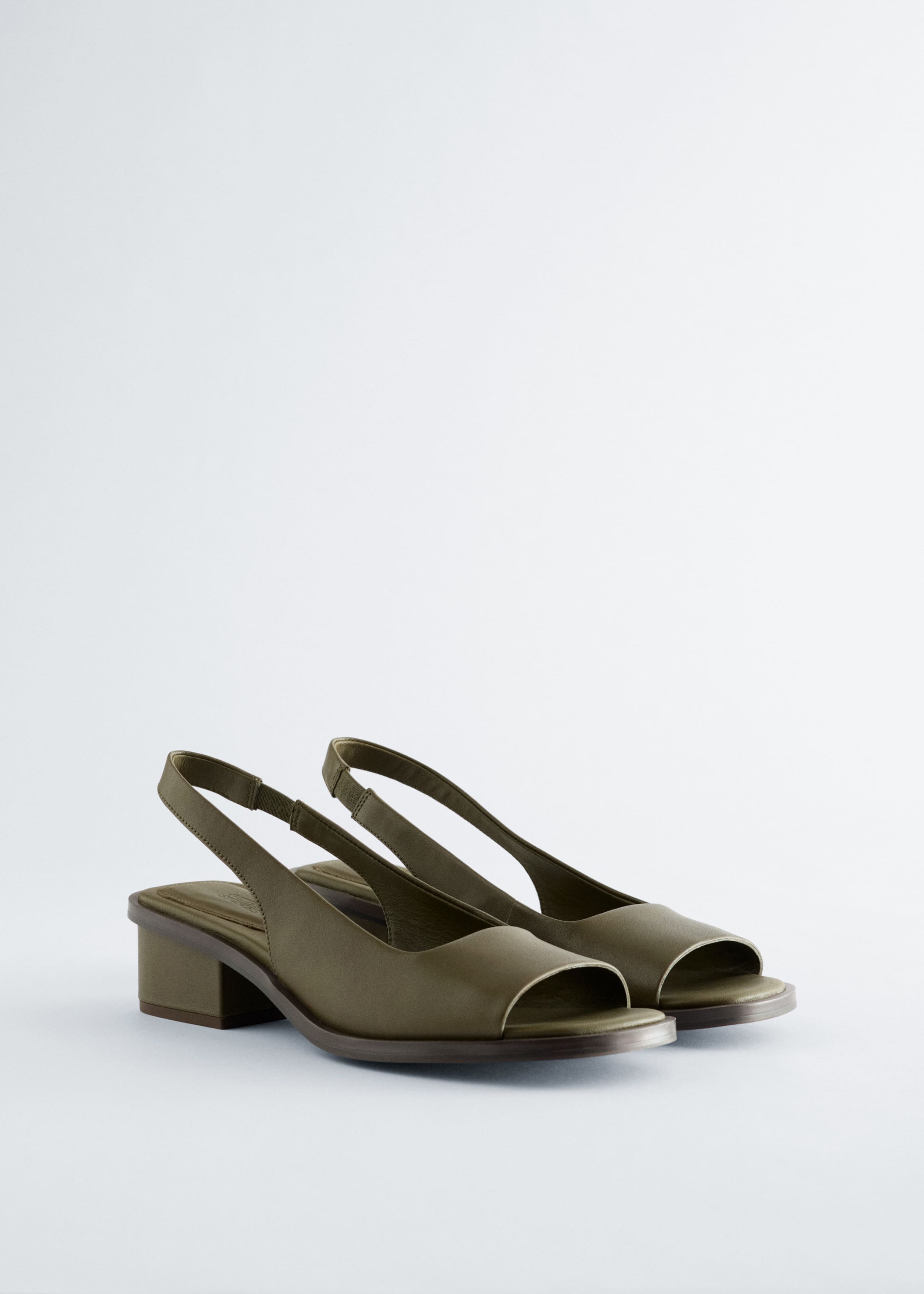 Image of Sandali slingback in nappa