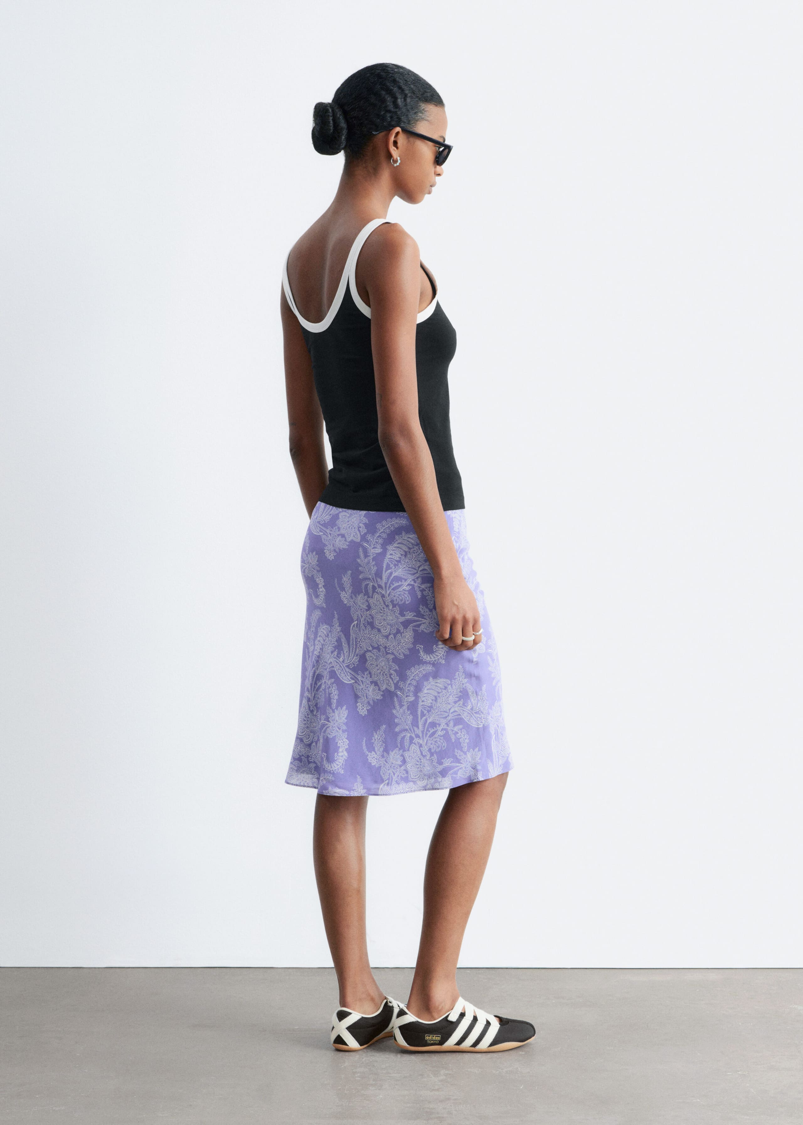 Top z okrągłym dekoltem – Czarny/biały – Lookbook