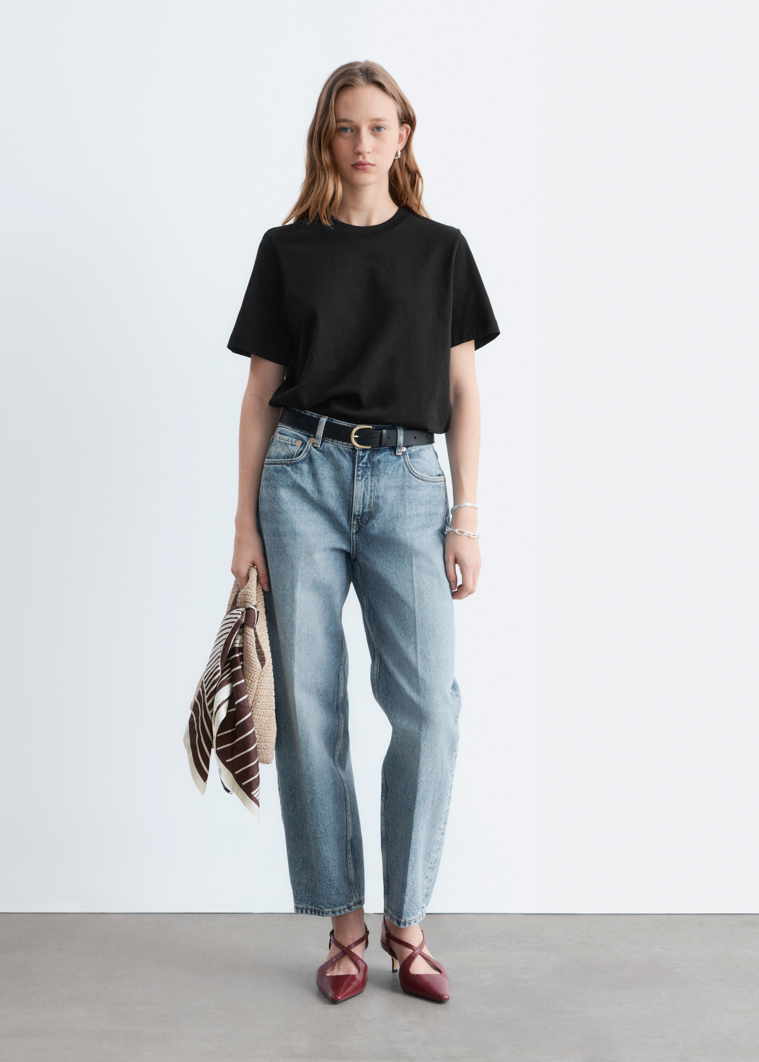 T-Shirt mit Rundhalsausschnitt - Schwarz/Beige/Weiß