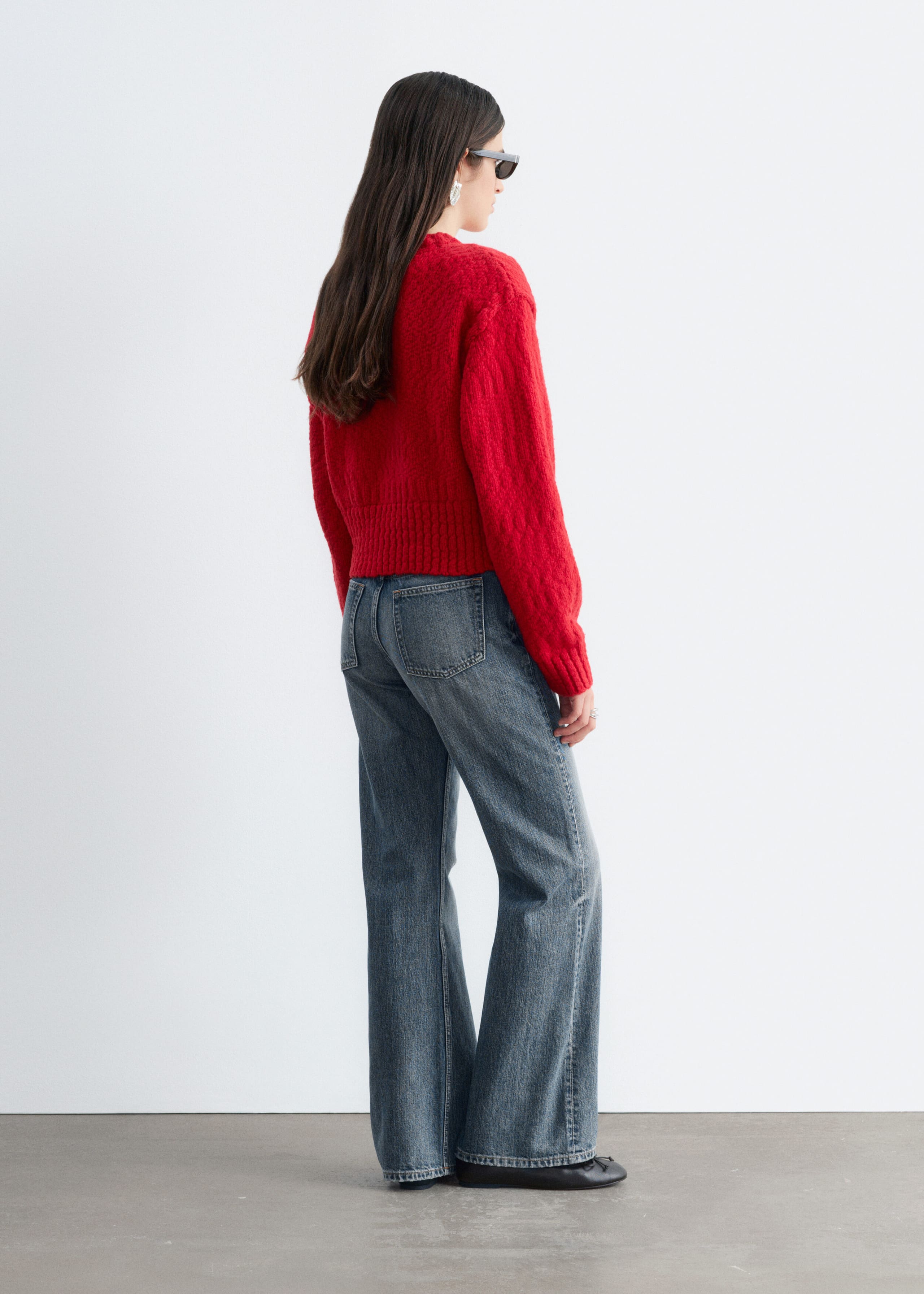 Mid-Waist Bootcut Jeans - Retro Blue - Lookbook