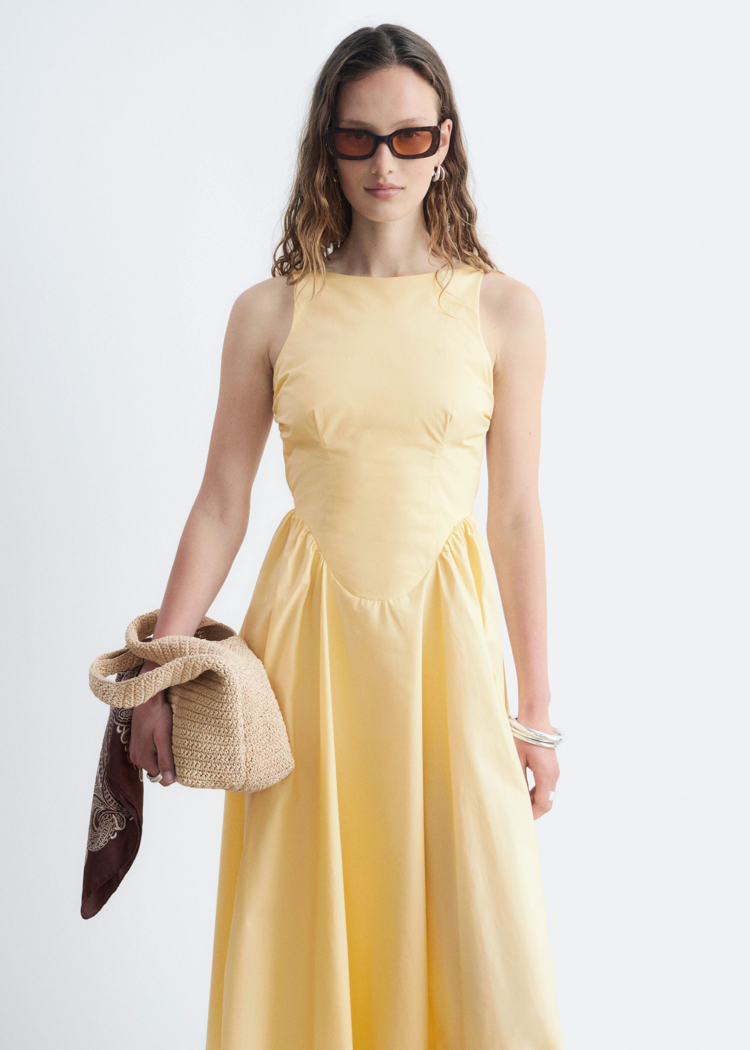 Midikleid mit Bindedetail hinten - Gelb - Stillleben