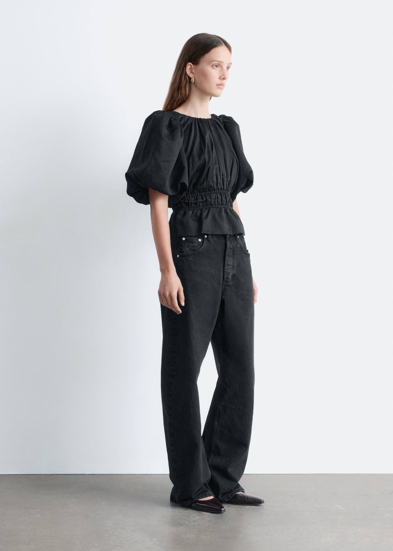 Puhvihihainen peplum-paita - Musta - 3