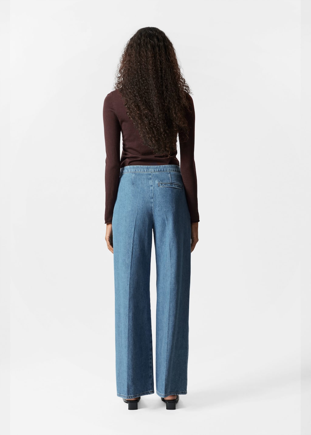 Pleated Flared Jeans - Blue - Lookbook