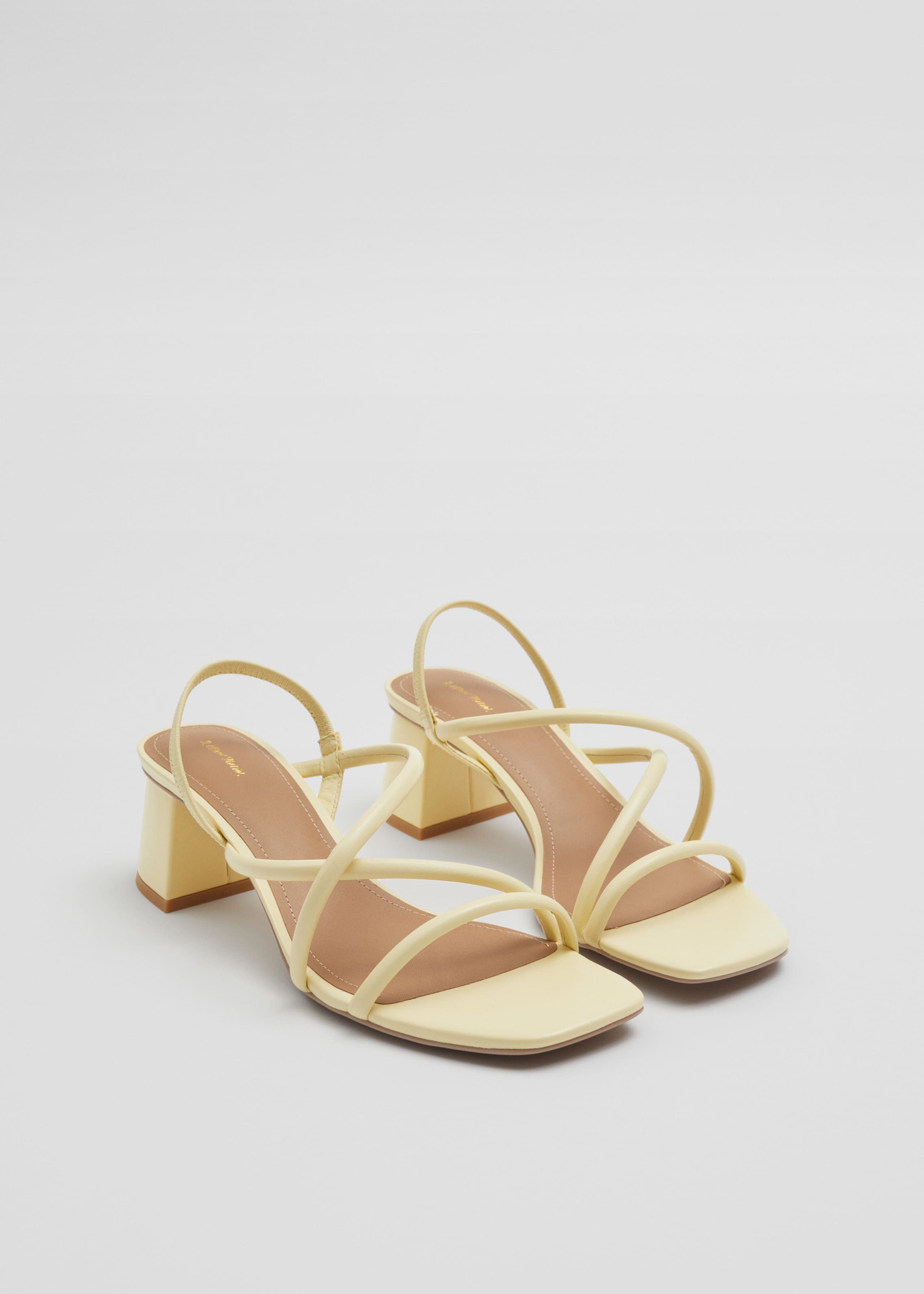 Image of Sandali con fasce e tacco a blocco