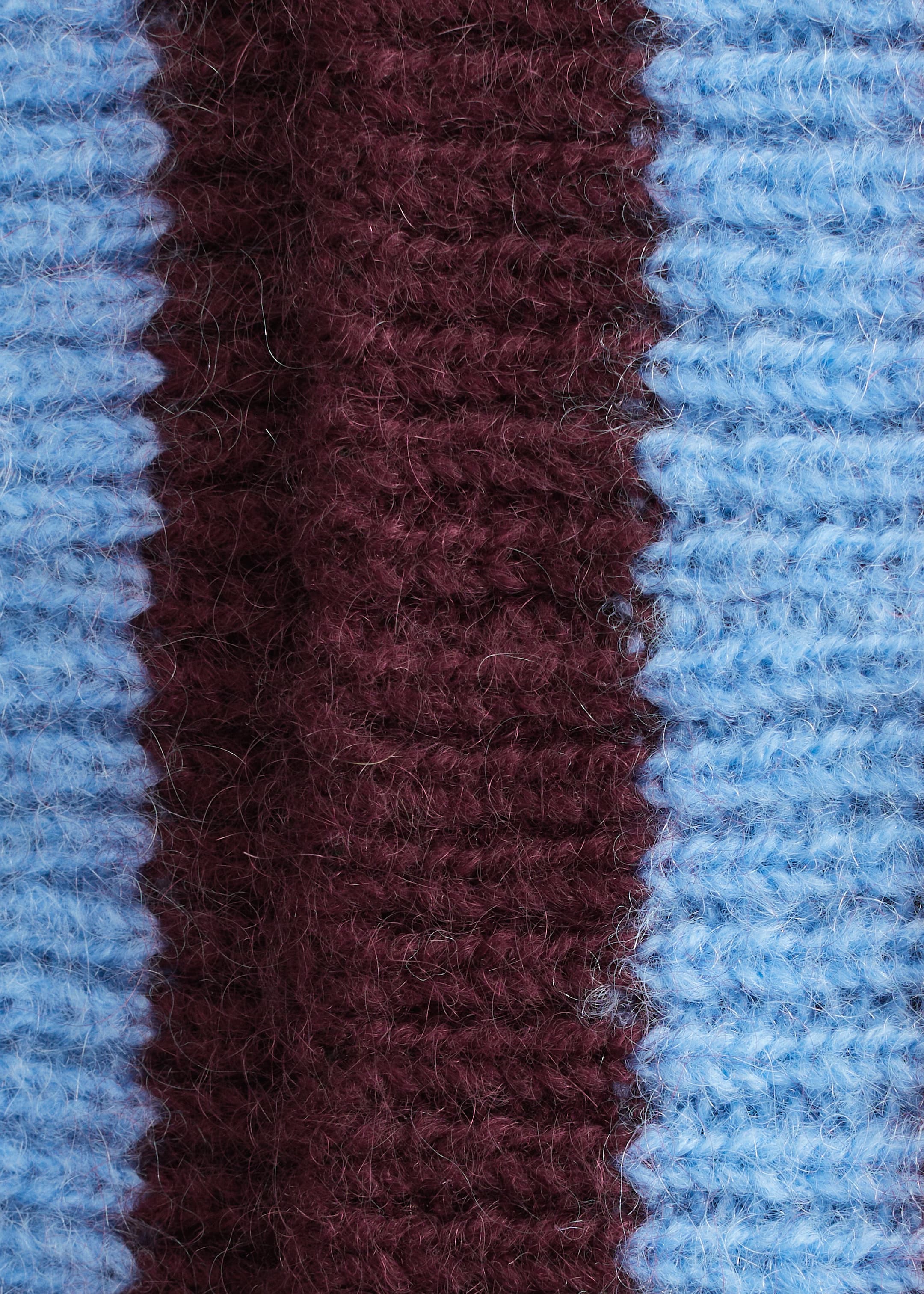 Größeres Bild ansehen: Beanie aus Wollmischung - Weinrot/Blau gestreift - Ladies | H&M DE 3